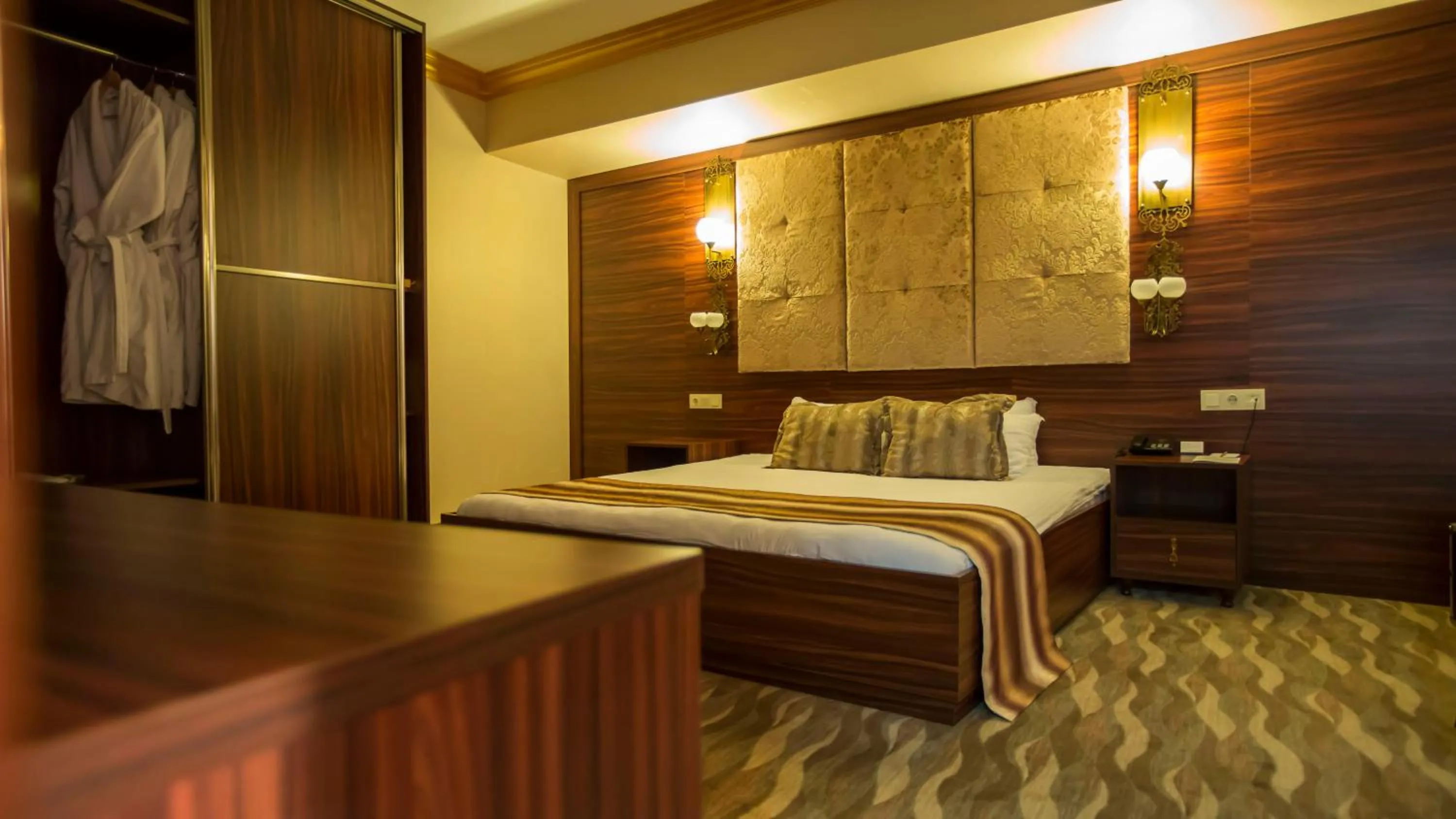 Bedroom, Bed in Sarot Termal Park Resort & Spa - Halal Hotel