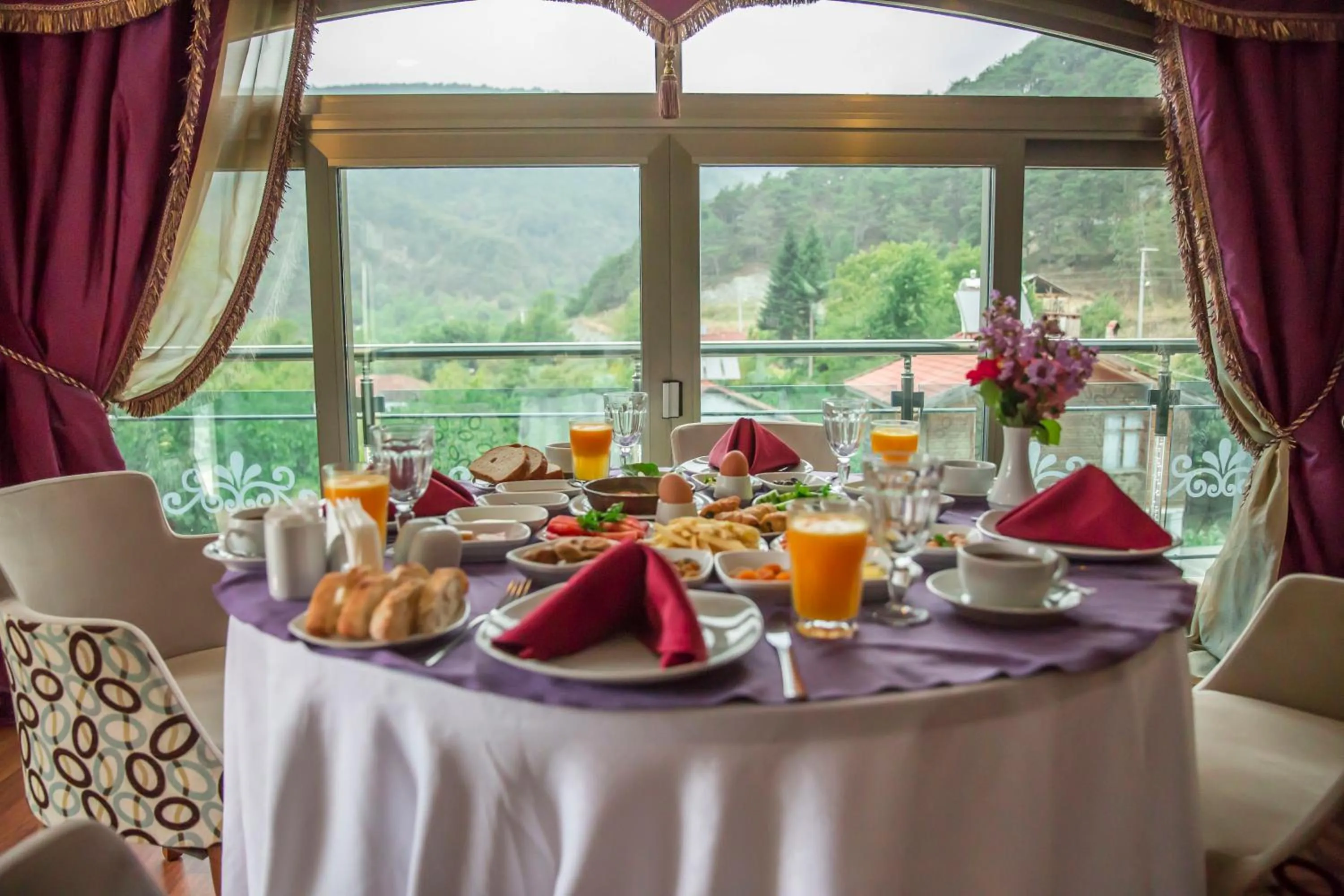 Restaurant/places to eat in Sarot Termal Park Resort & Spa - Halal Hotel