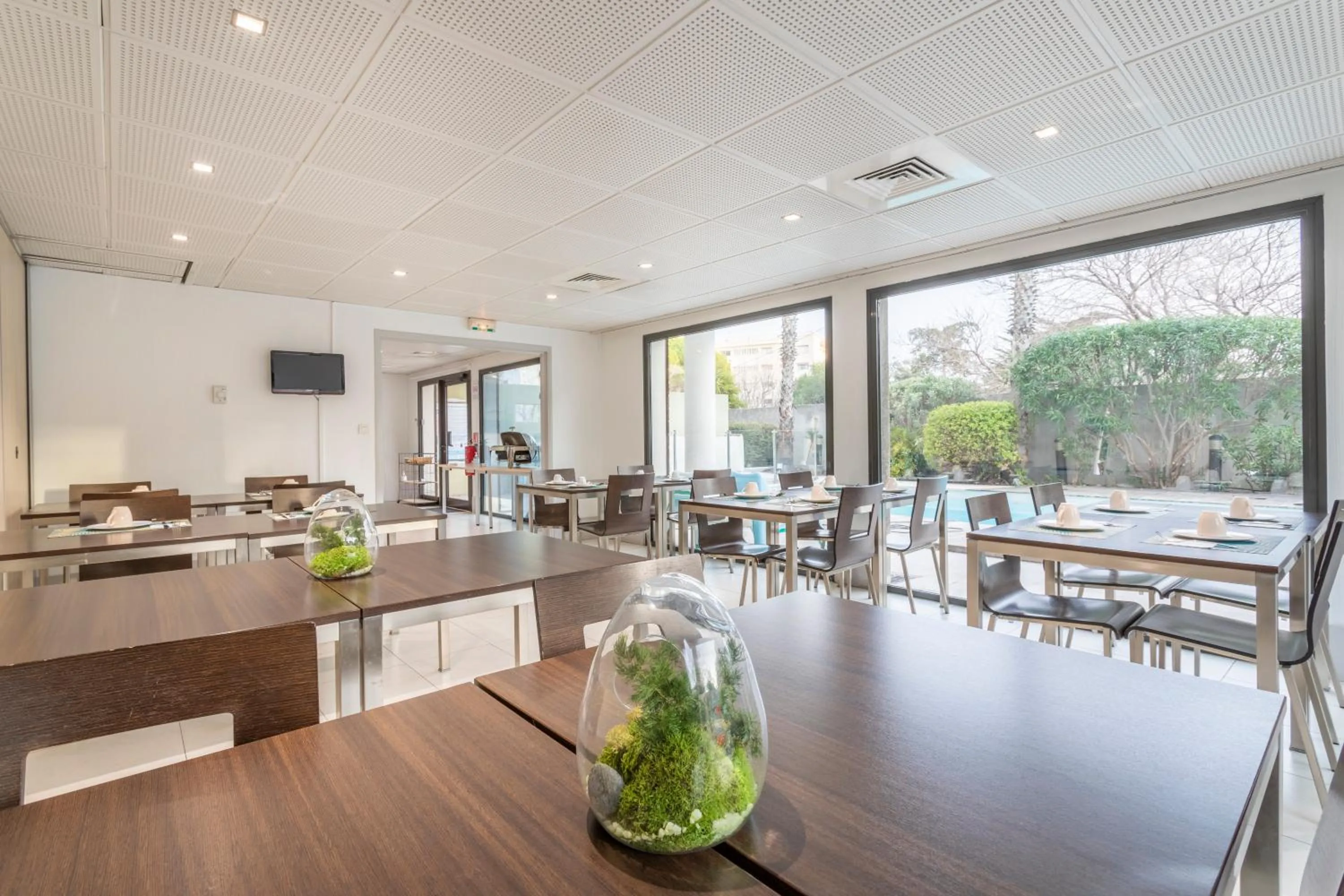 Breakfast in Comfort Aparthotel Marseille Prado