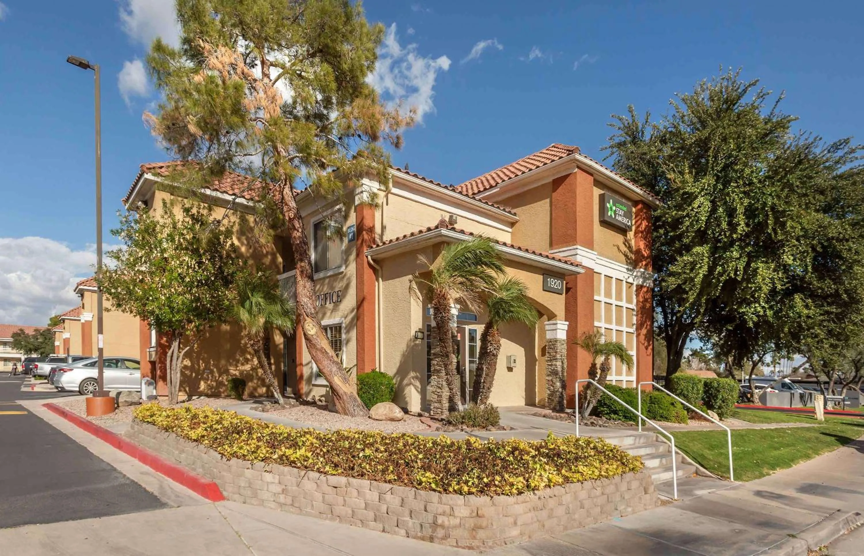 Property building in Extended Stay America Select Suites - Phoenix - Mesa - West