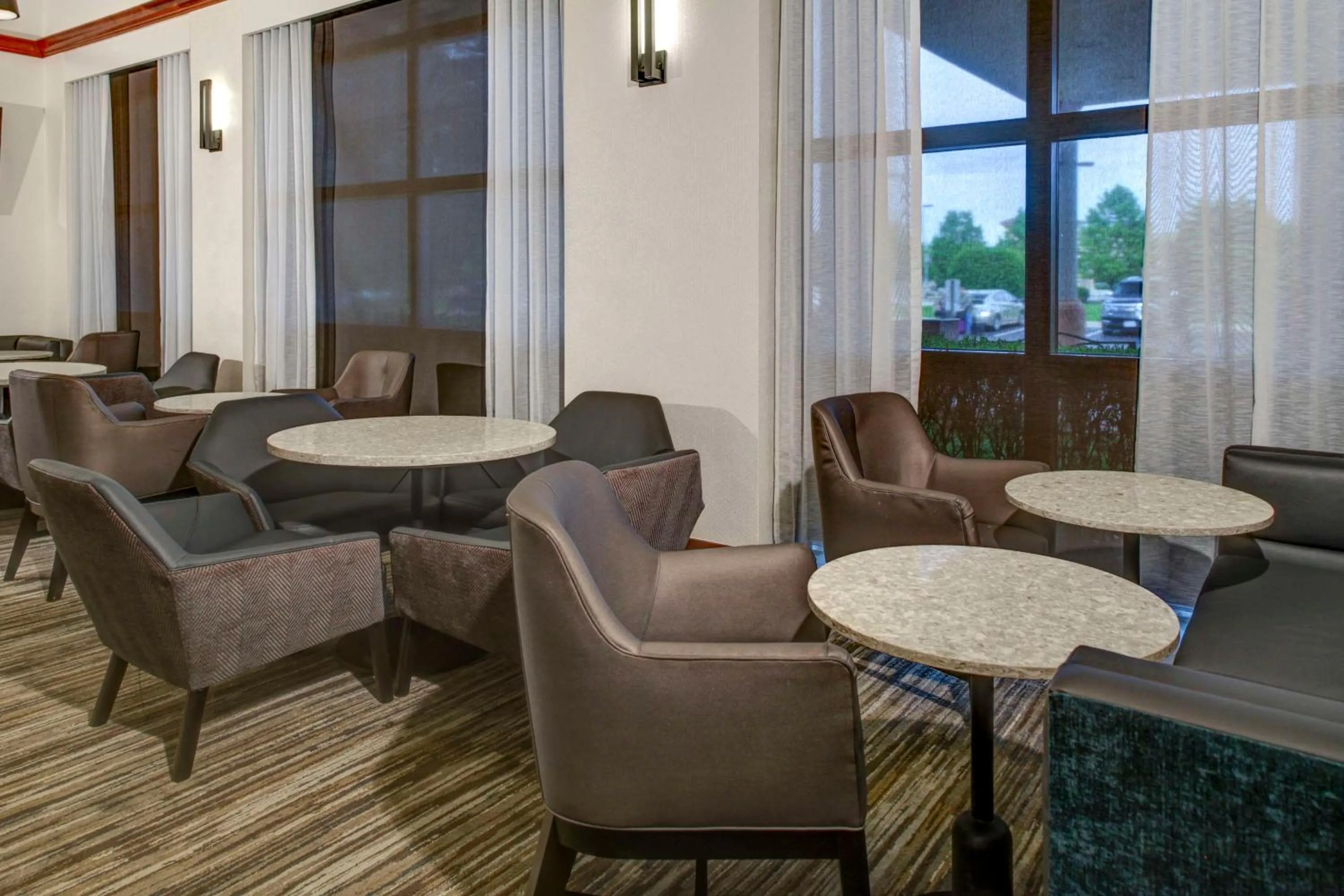 Lounge or bar in Hyatt Place Nashville Brentwood