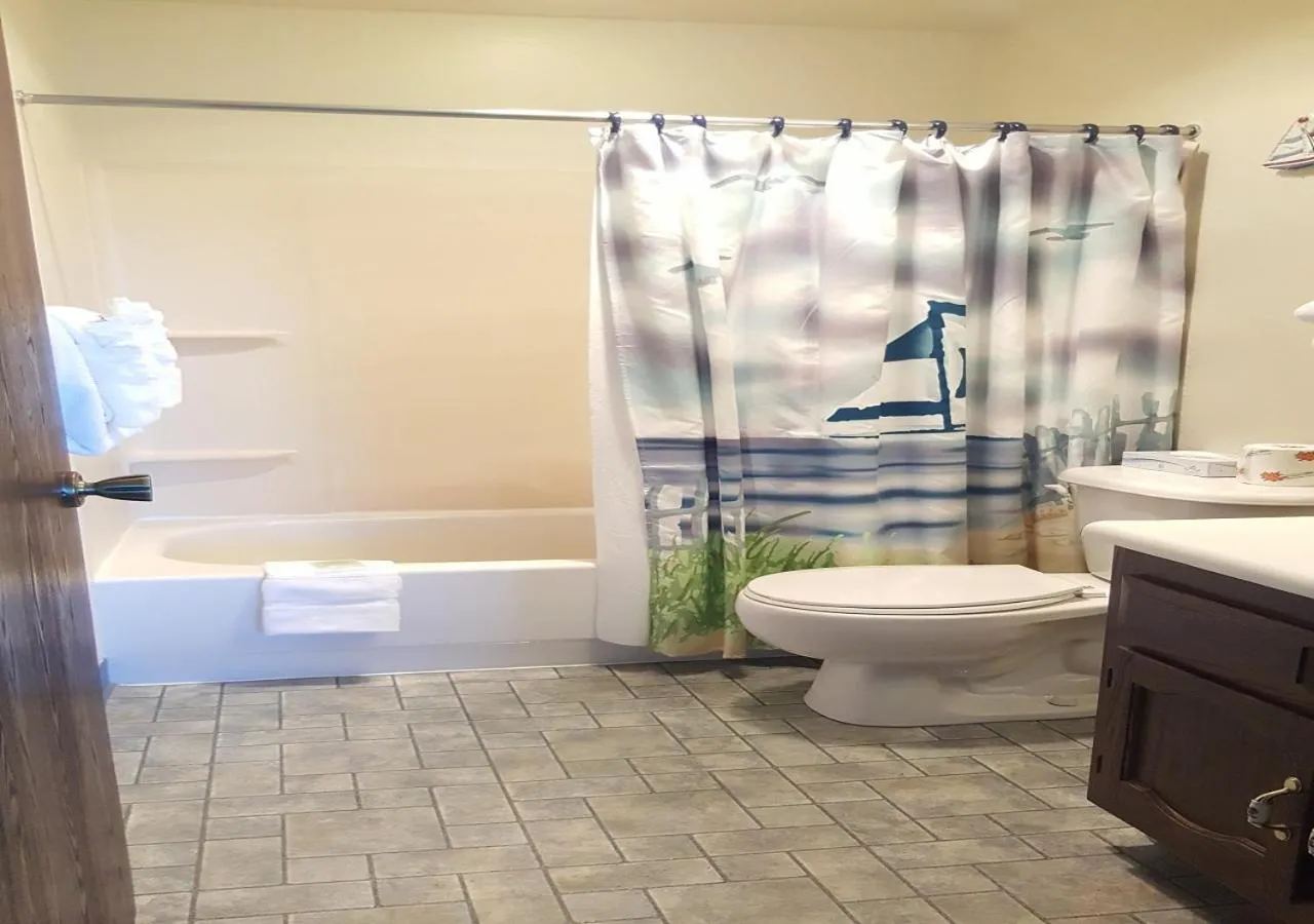 Toilet in The Breakers Long Beach