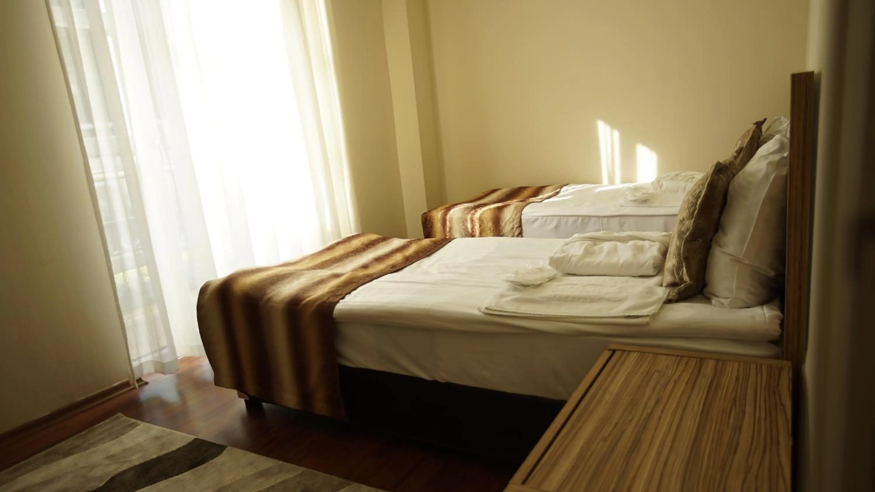 Bedroom, Bed in Sarot Thermal Vadi Tatil Koyu - Halal Hotel