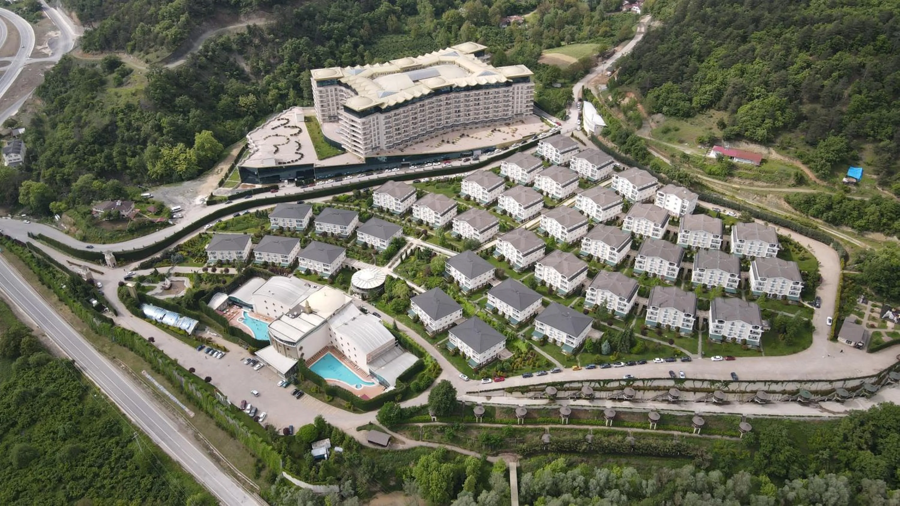 Property building in Sarot Thermal Vadi Tatil Koyu - Halal Hotel