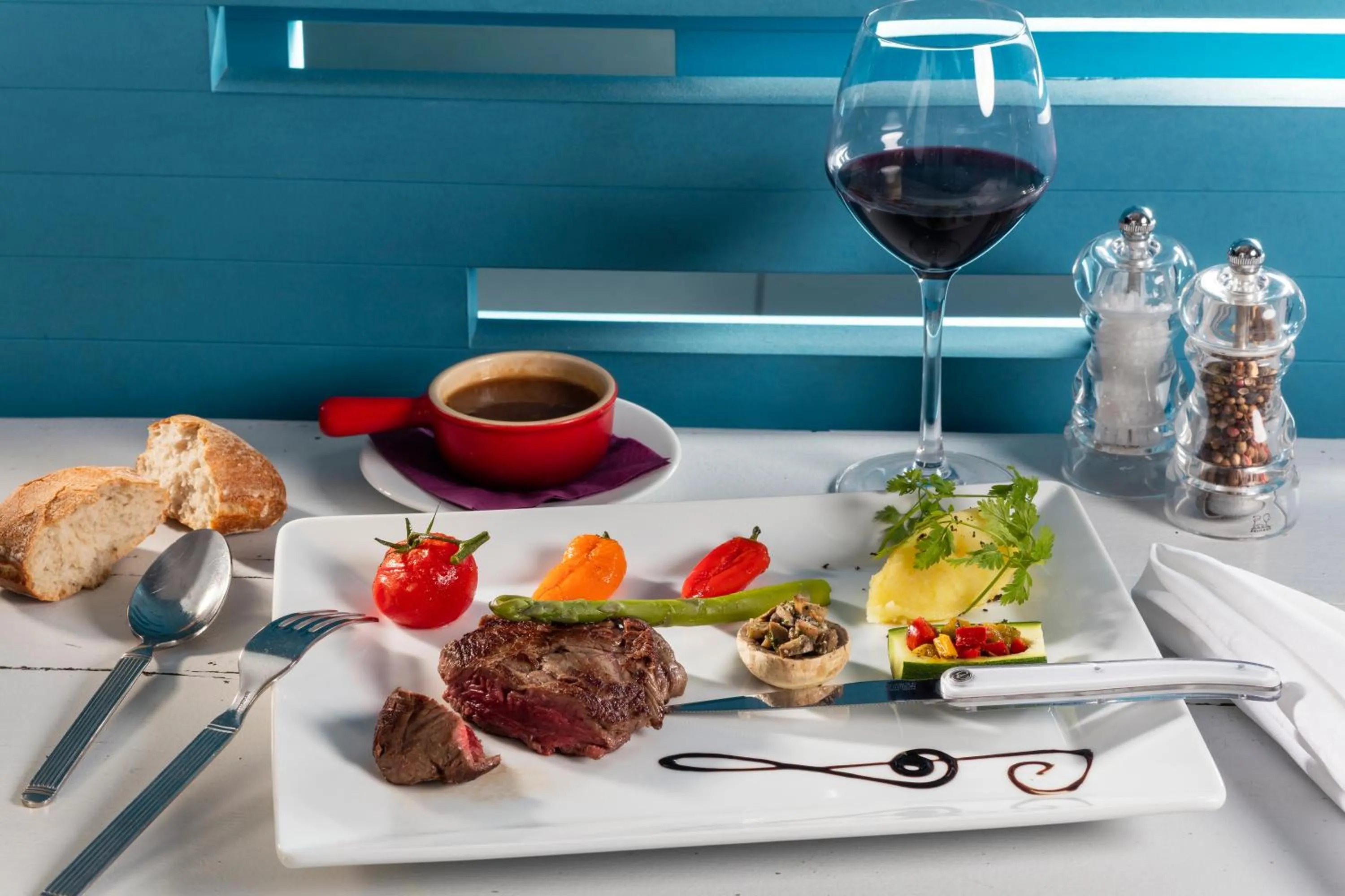 Food in Hôtel Restaurant de la Mer