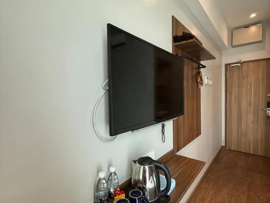 TV and multimedia in Rest And Comfort Boutique Hotel