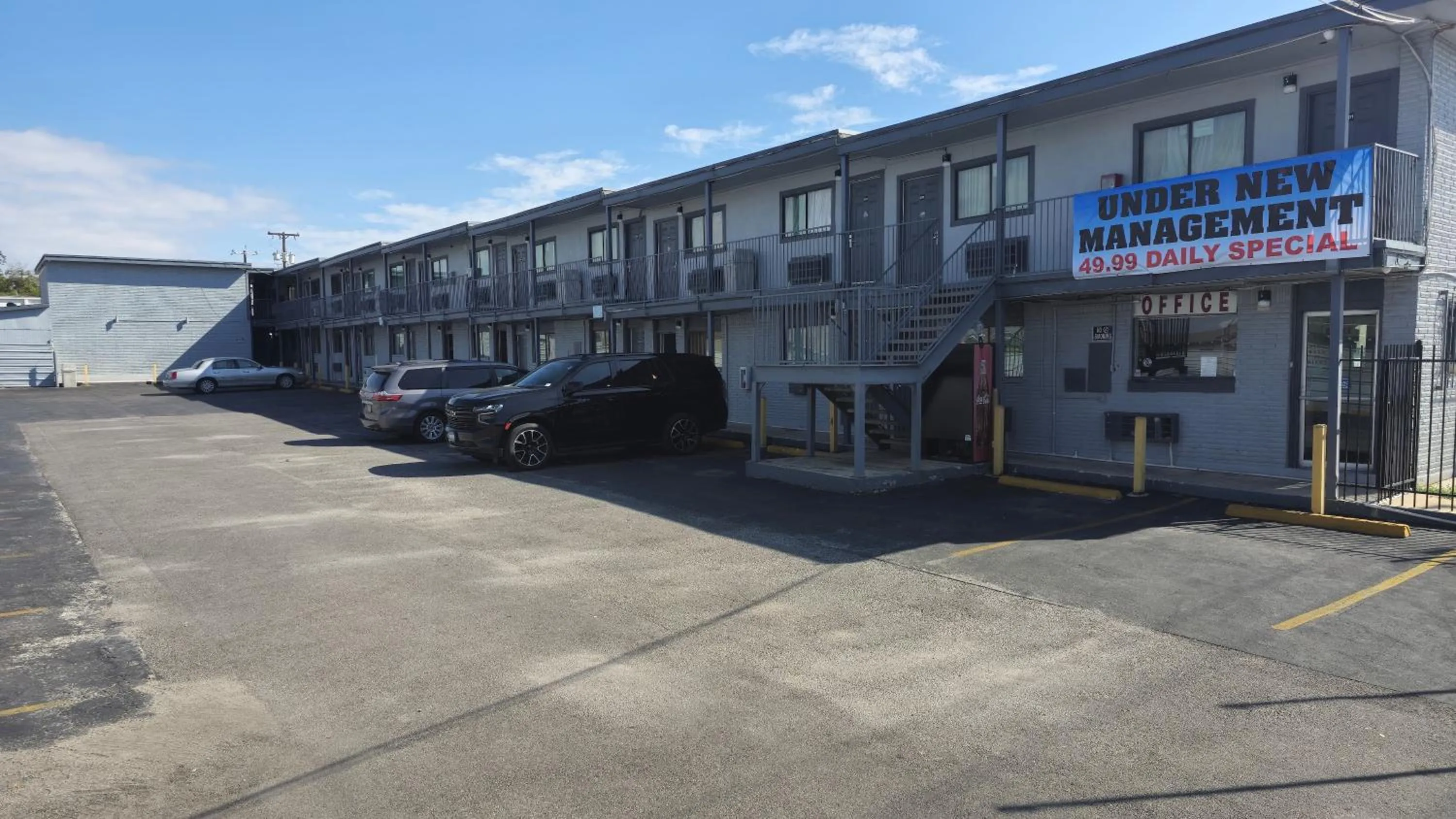 Super 7 Inn By OYO San Antonio NW Medical Center