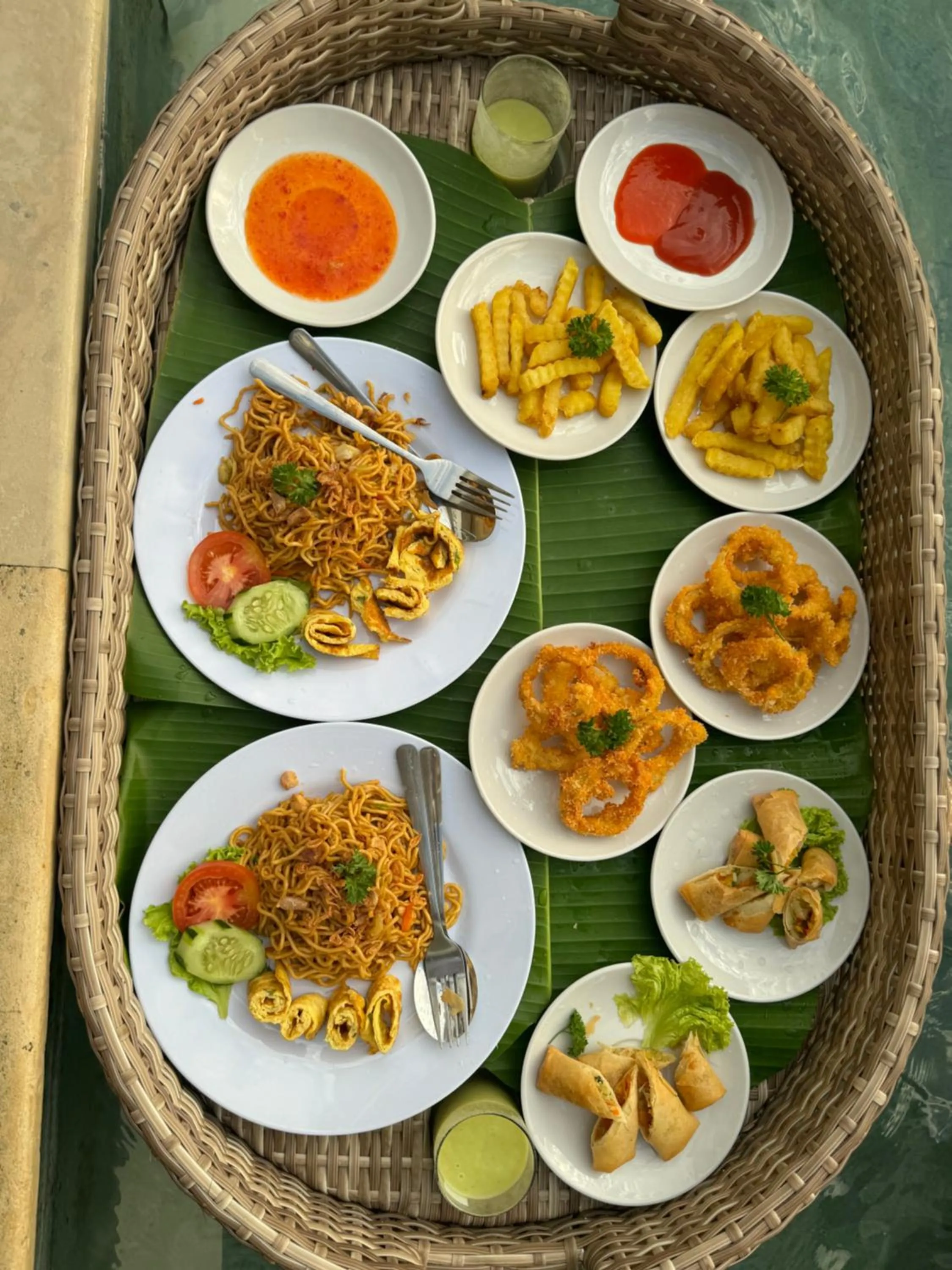 Food and drinks in GM Guest House Canggu