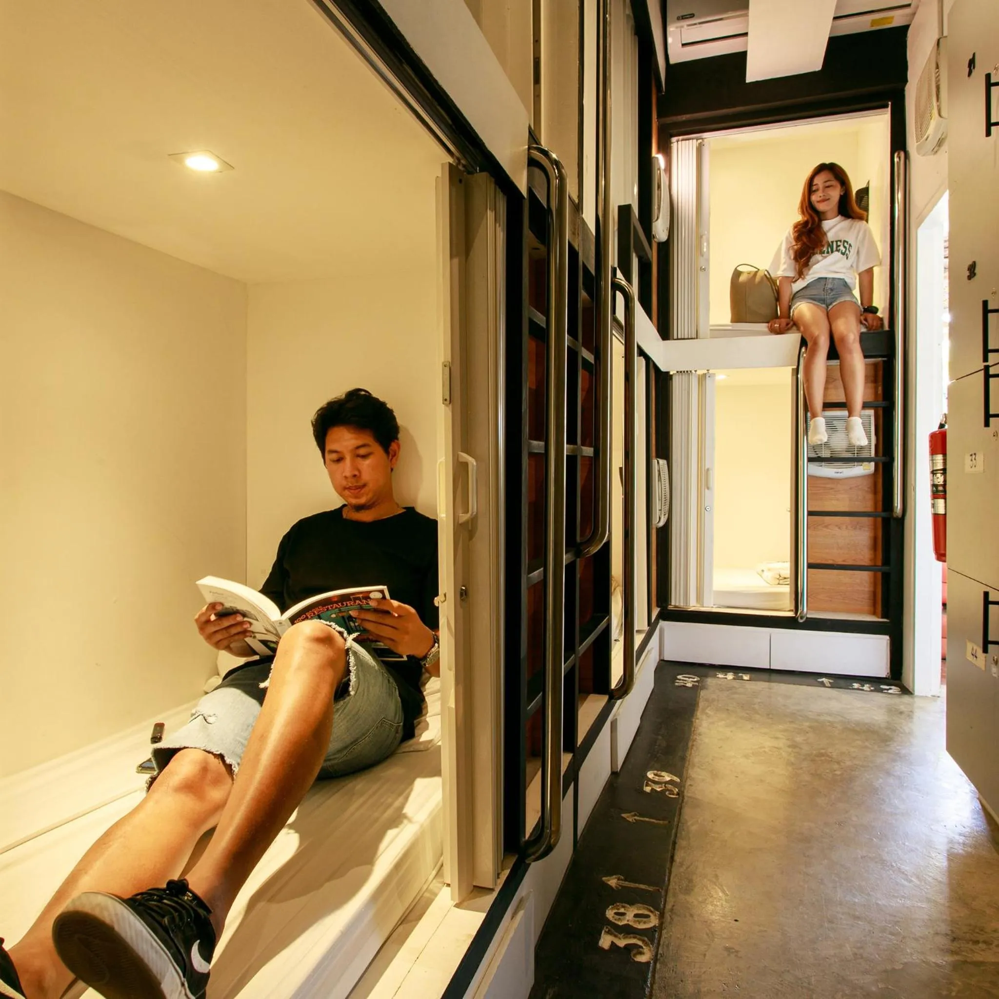 Sleepbox Hostel Suratthani