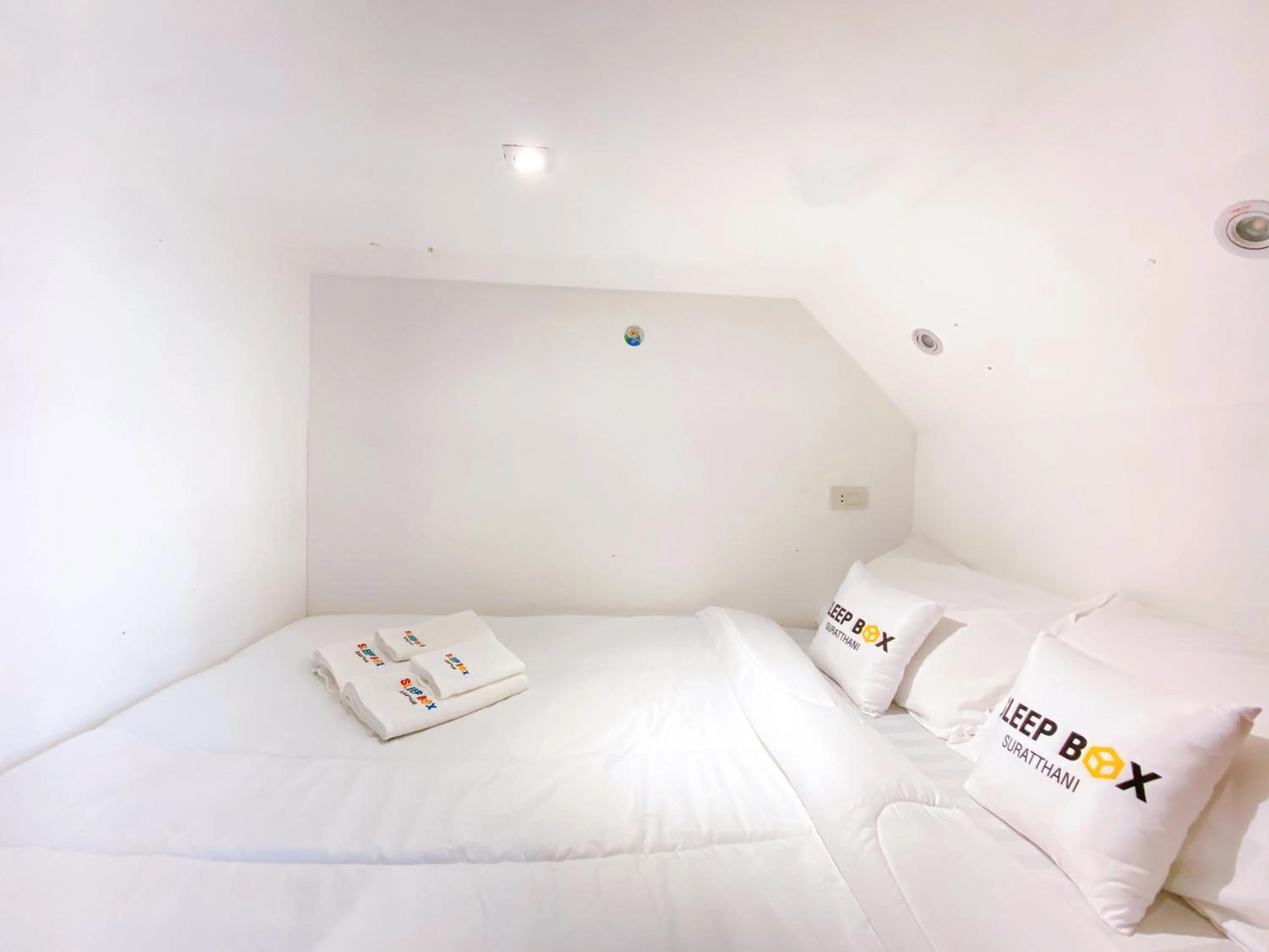 Sleepbox Hostel Suratthani