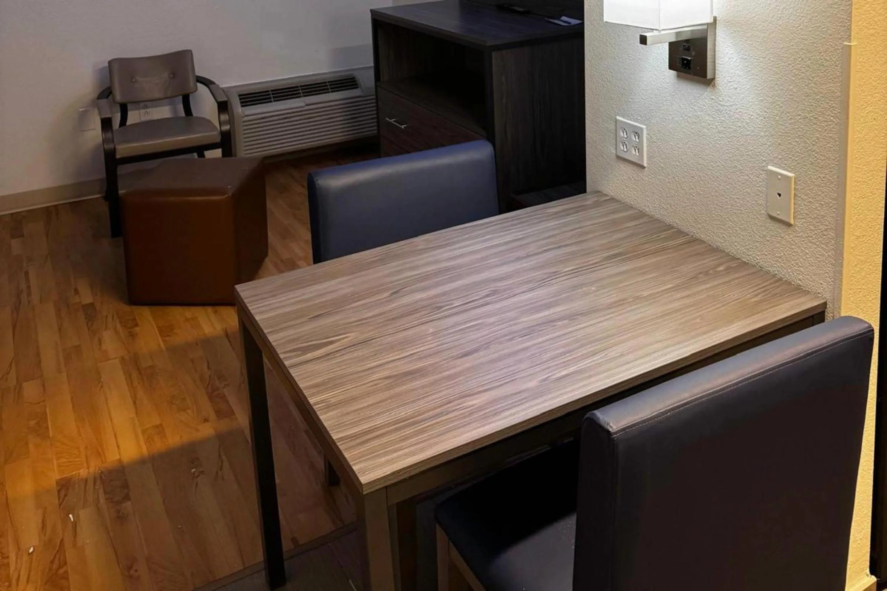 Bedroom in Quality Inn Fishers - Indianapolis