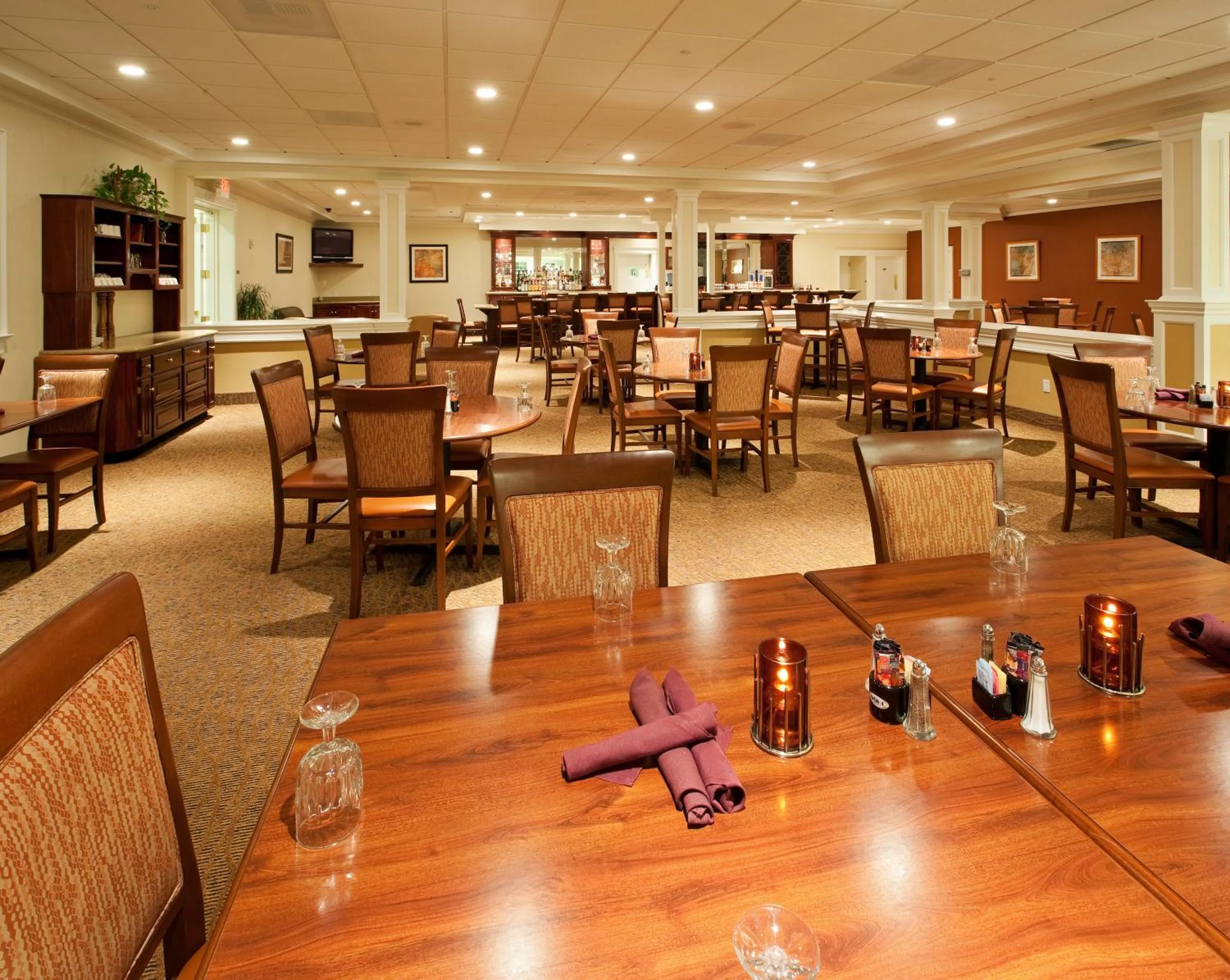 Restaurant/places to eat in Holiday Inn Redding by IHG