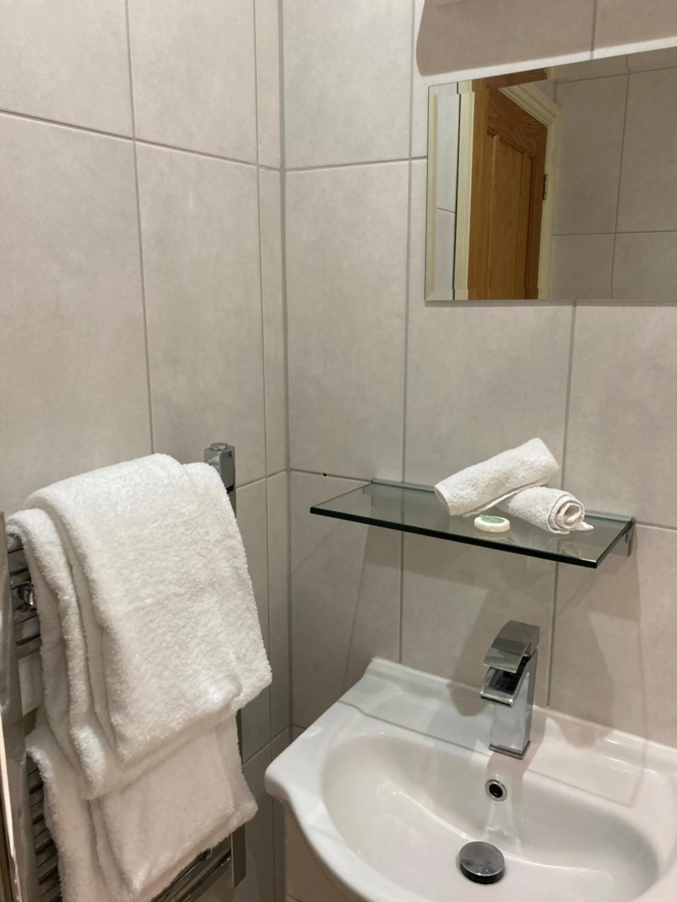 Newell Bistro and Rooms