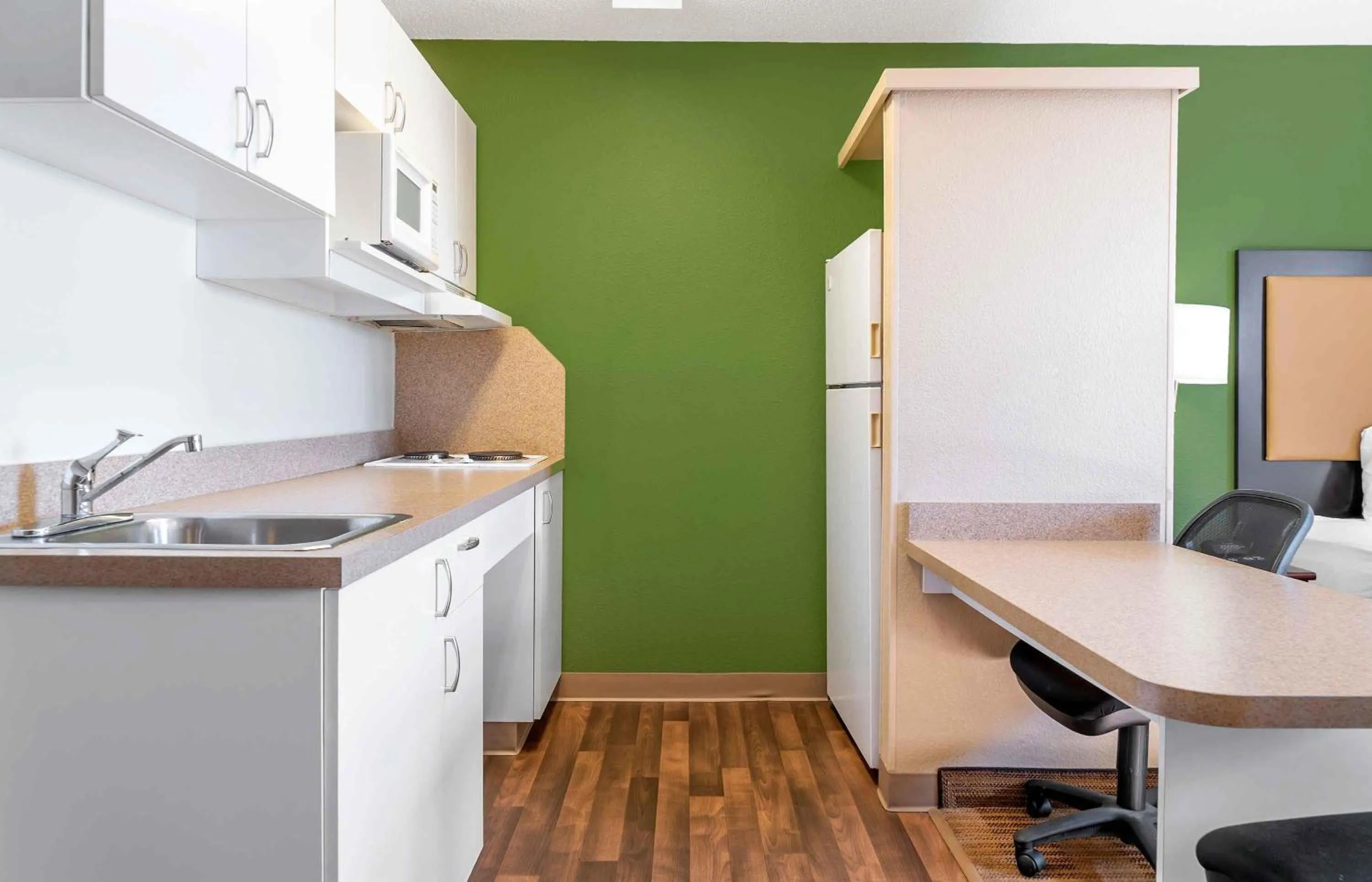 Kitchen or kitchenette in Extended Stay America Suites - Toledo - Holland