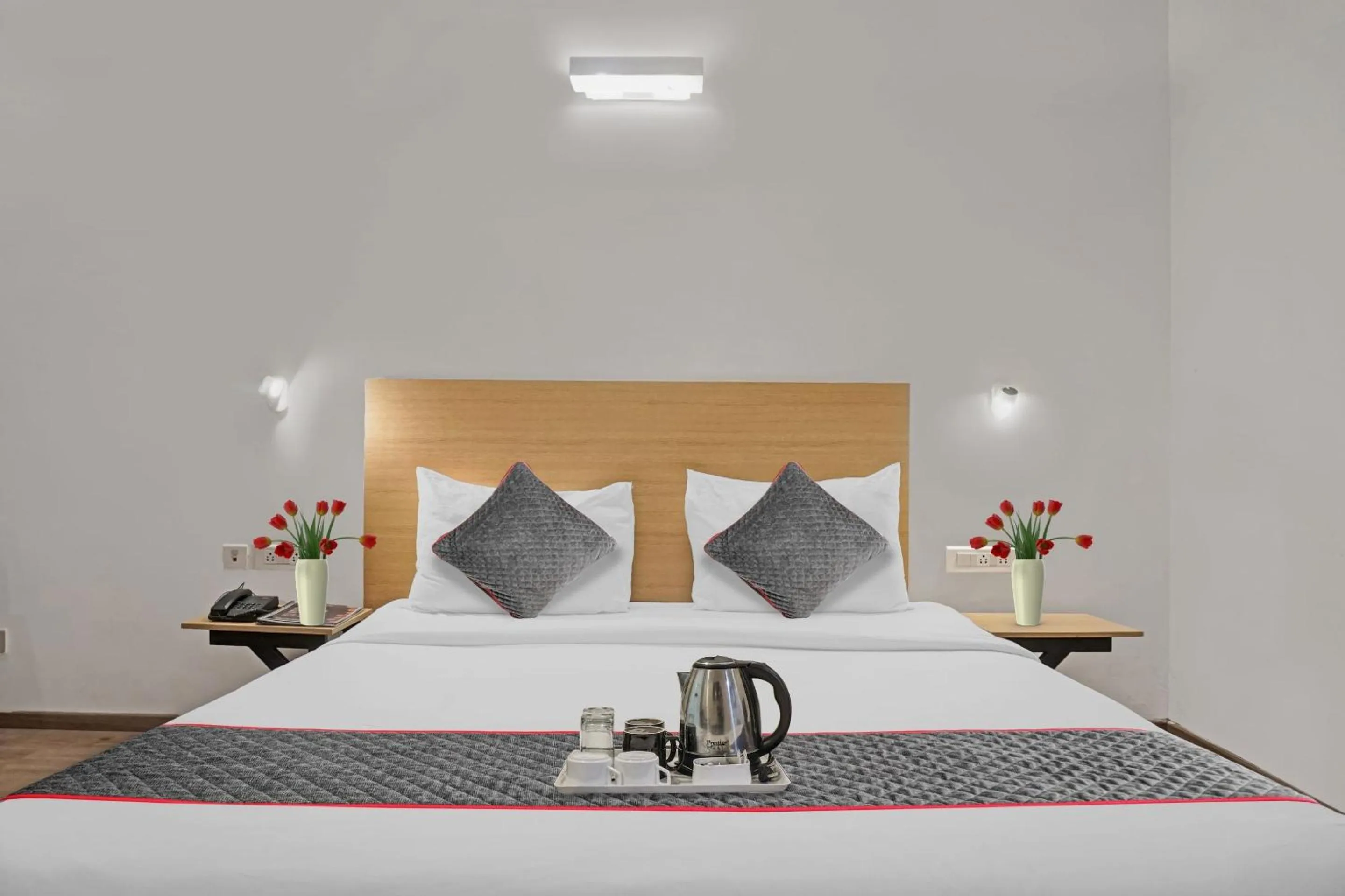 Bedroom, Bed in Townhouse Somani TC