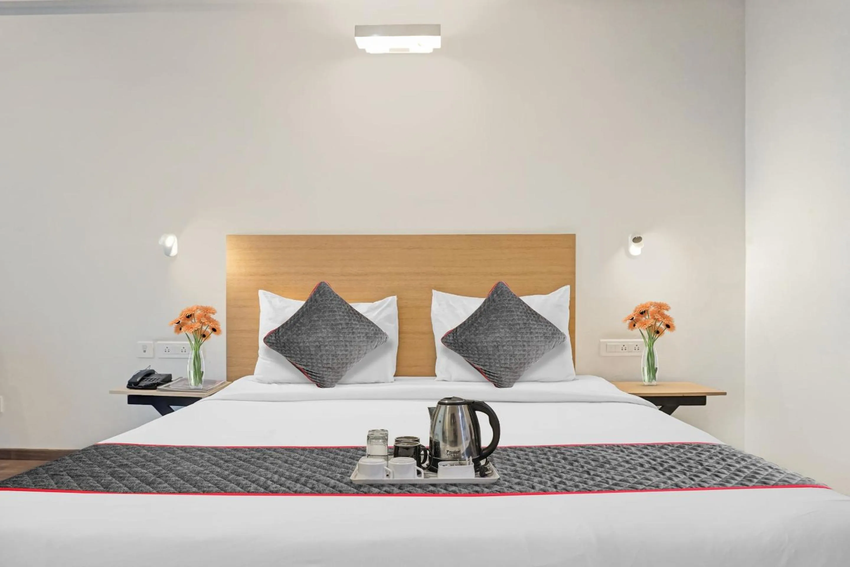 Bedroom in Townhouse Somani TC