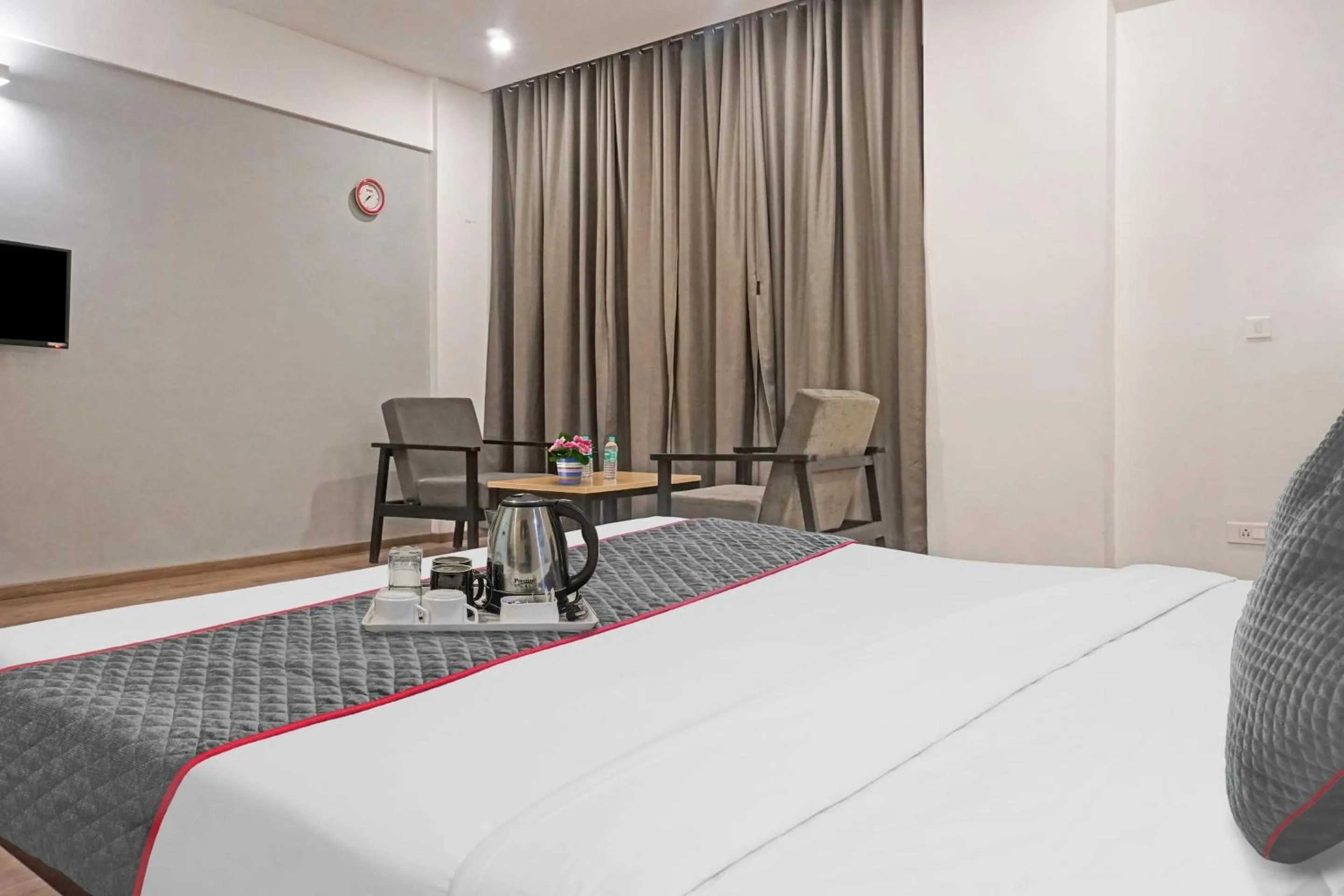 Bedroom, Bed in Townhouse Somani TC