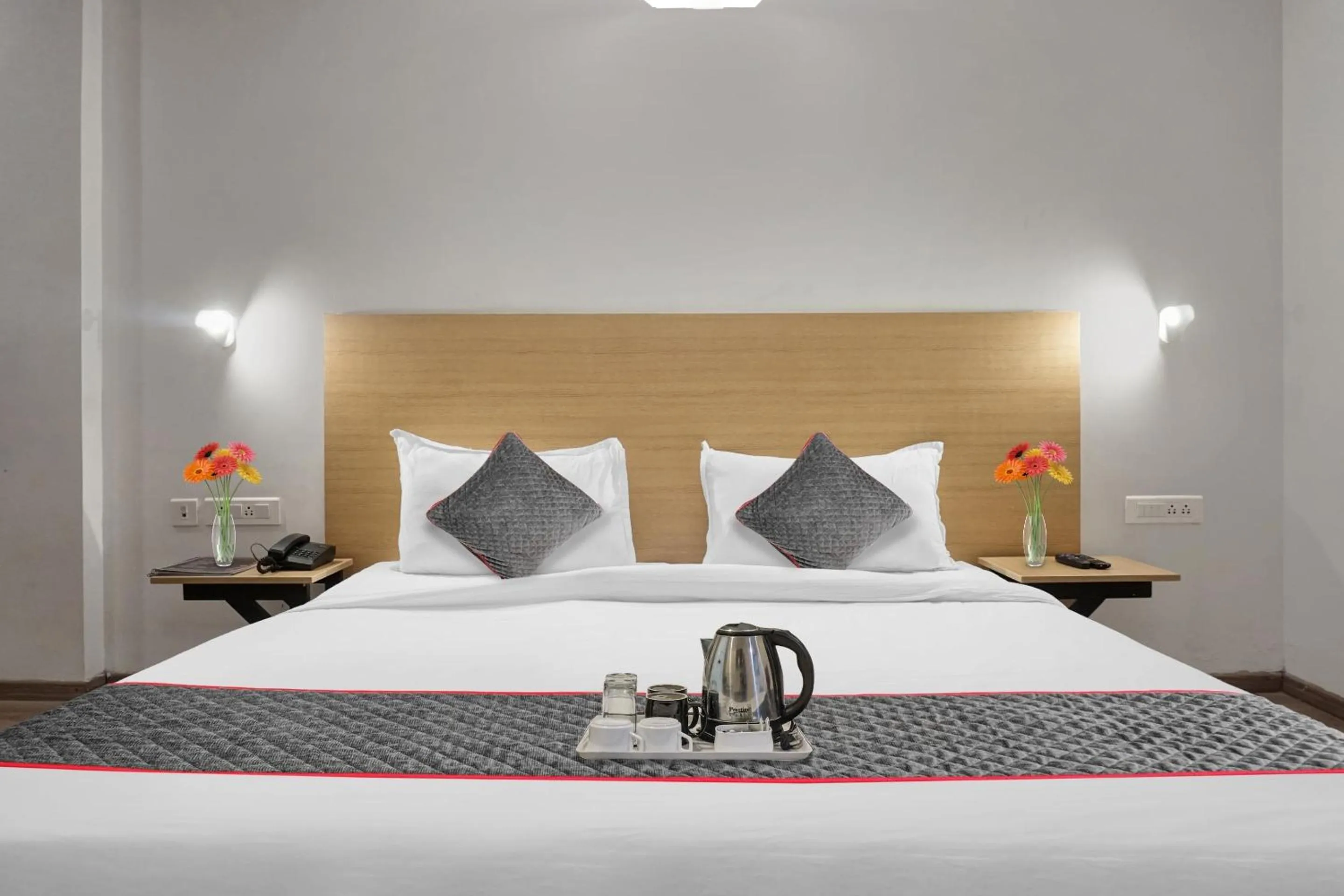 Bedroom, Bed in Townhouse Somani TC