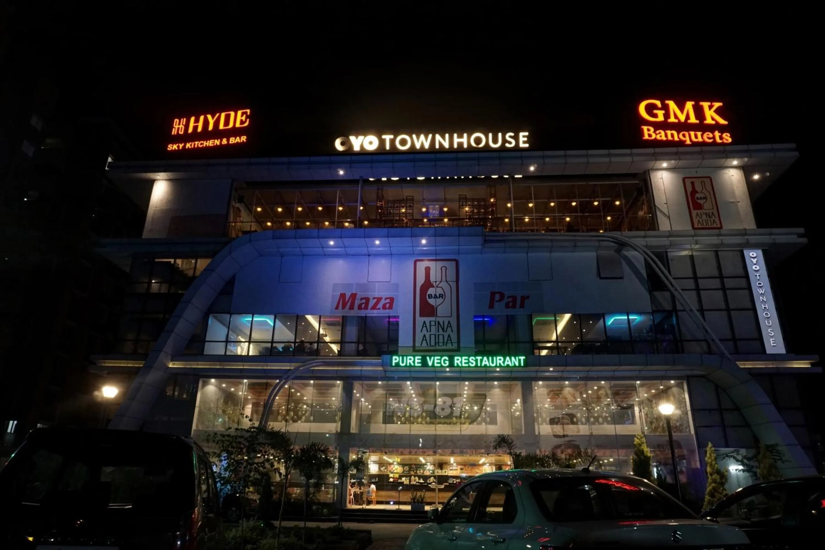 Facade/entrance in Townhouse Somani TC