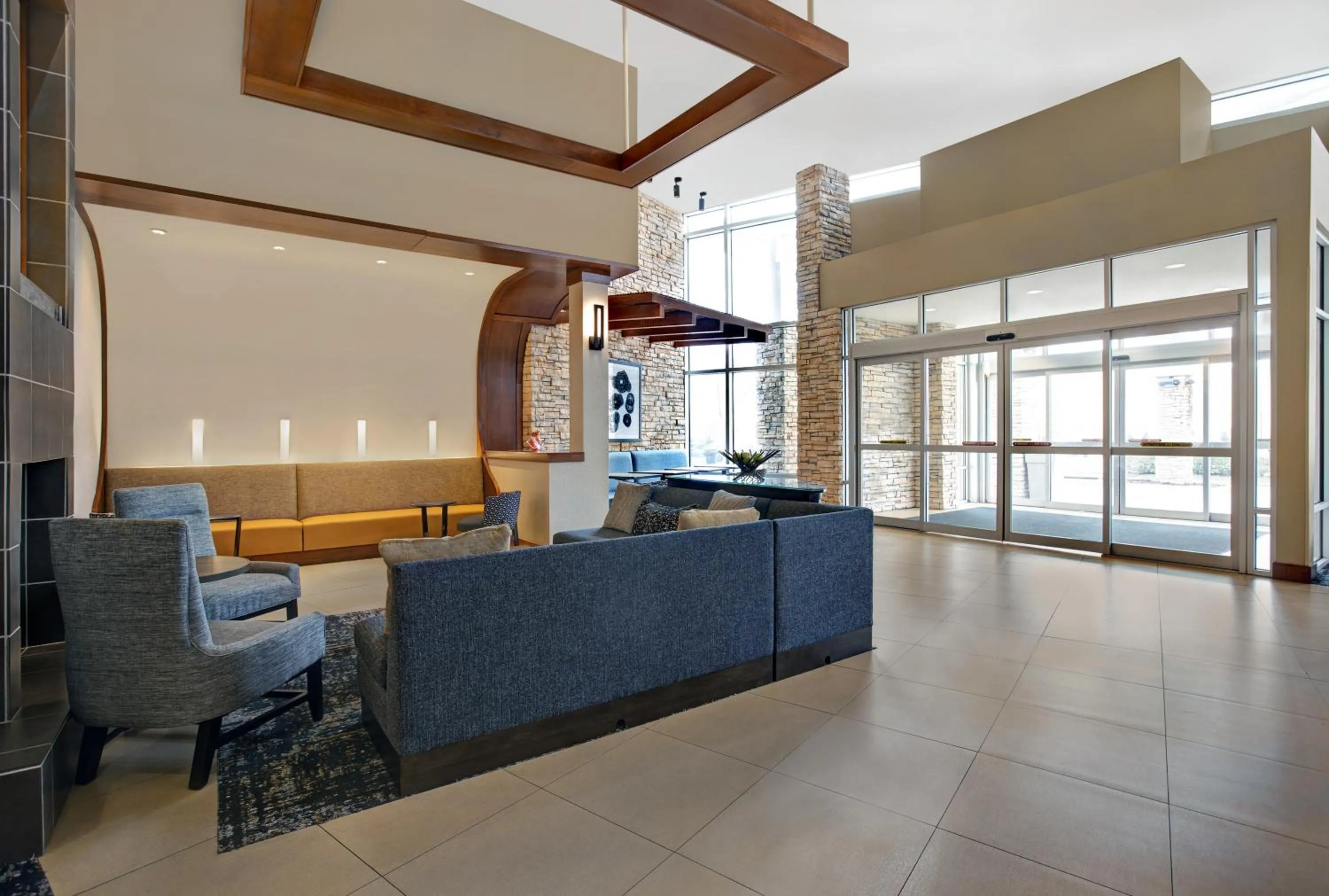 Lobby or reception in Hyatt Place Jackson Ridgeland