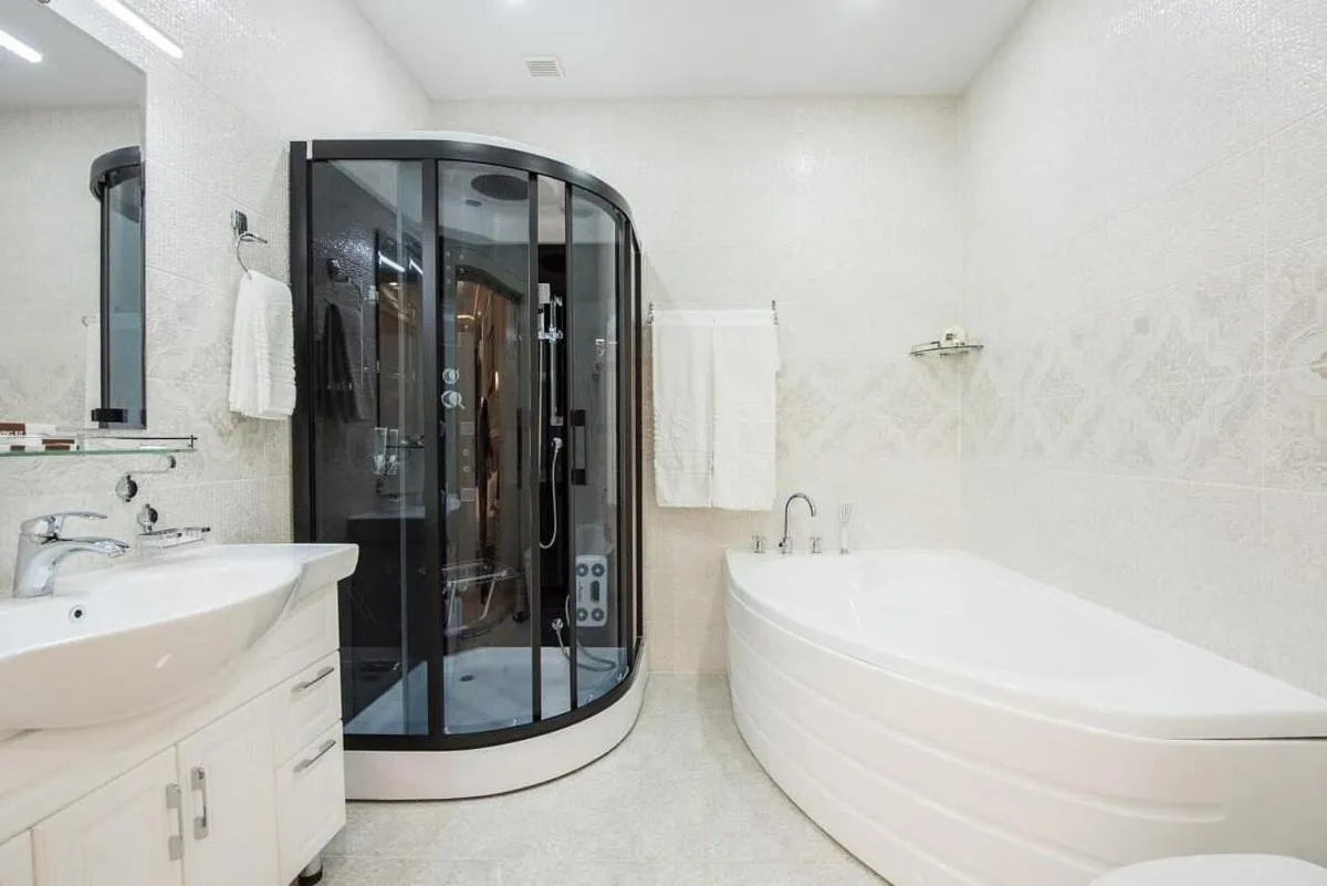 Bath in Simma Hotel Spa & Waterpark