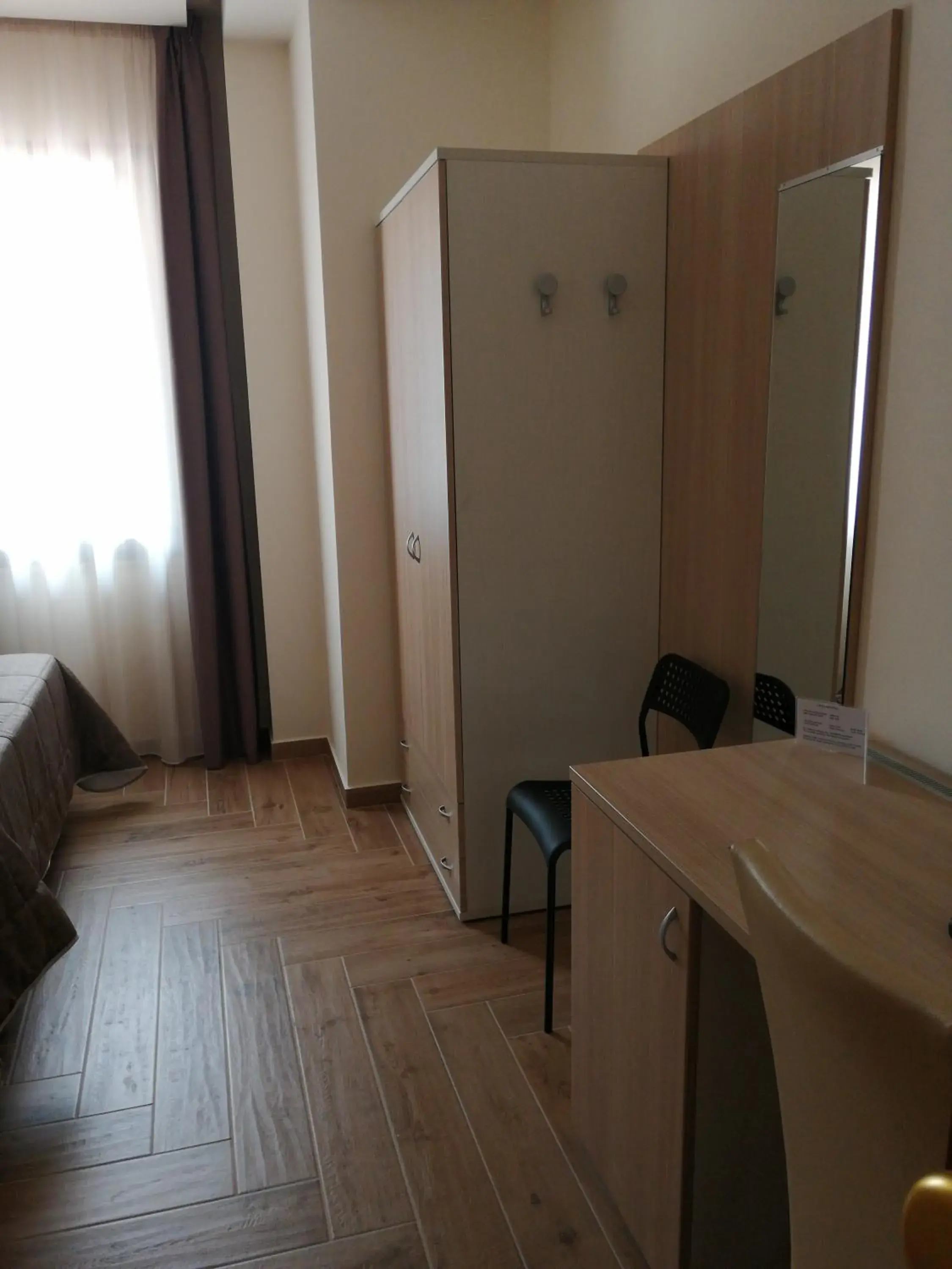 Single Room with Private Bathroom - single occupancy in Villa Niscima Single Room with Private Bathroom - single occupancy in Villa Niscima