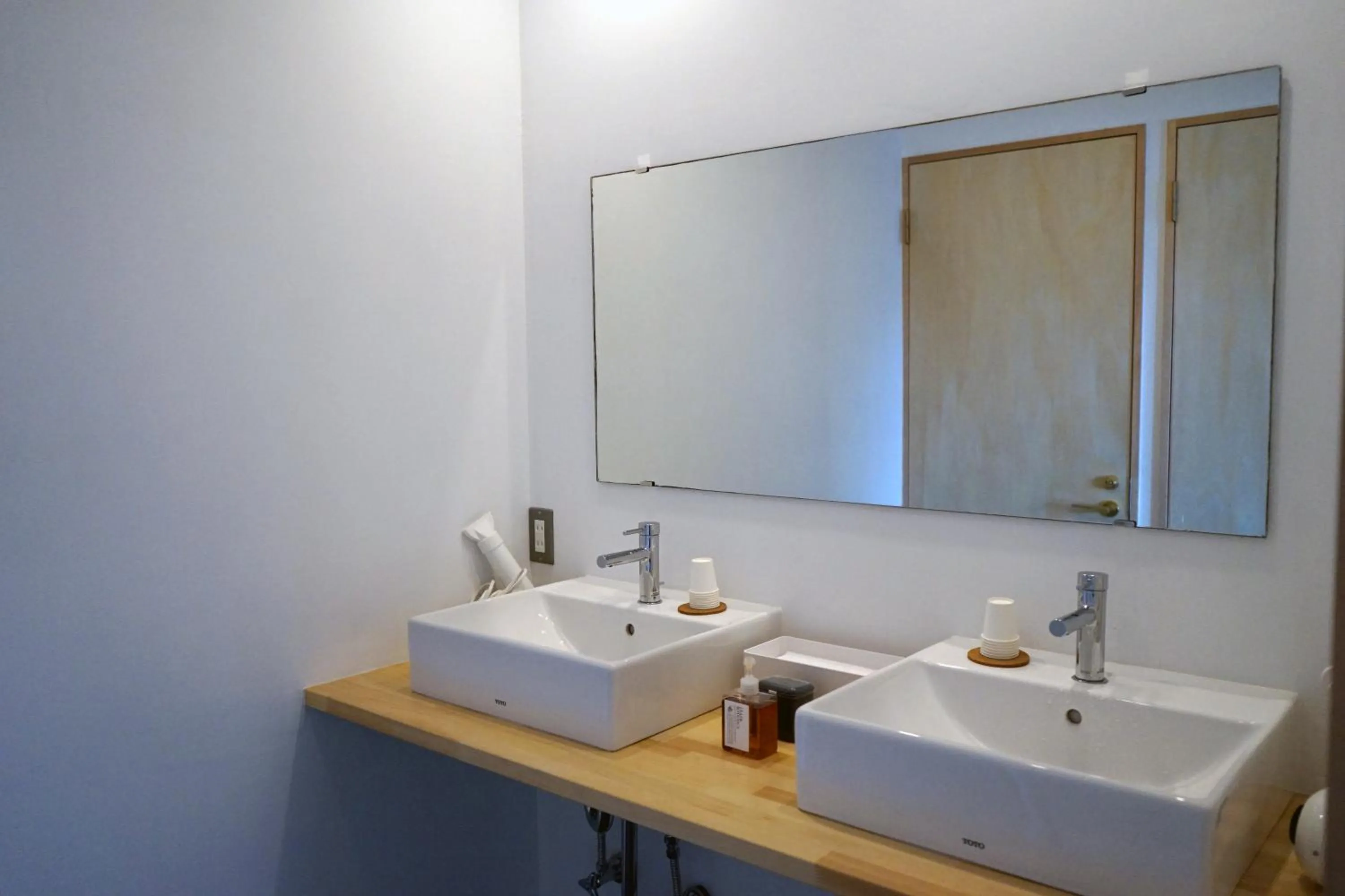 Shower in Tagore Harbor Hostel