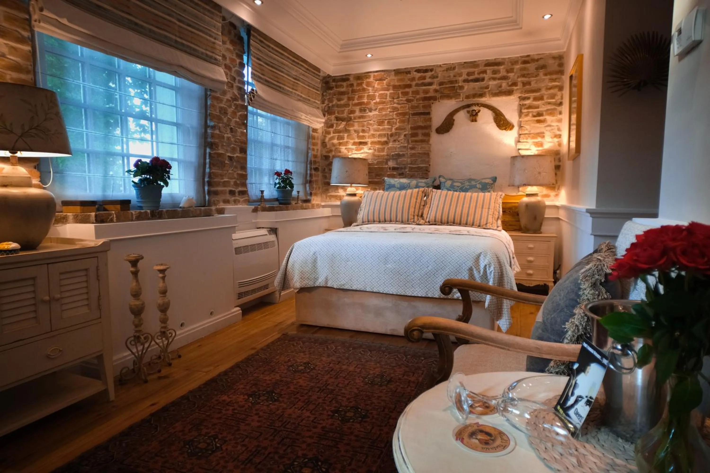 Photo of the whole room, Bed in Paul's Fantasia Boutique Suites