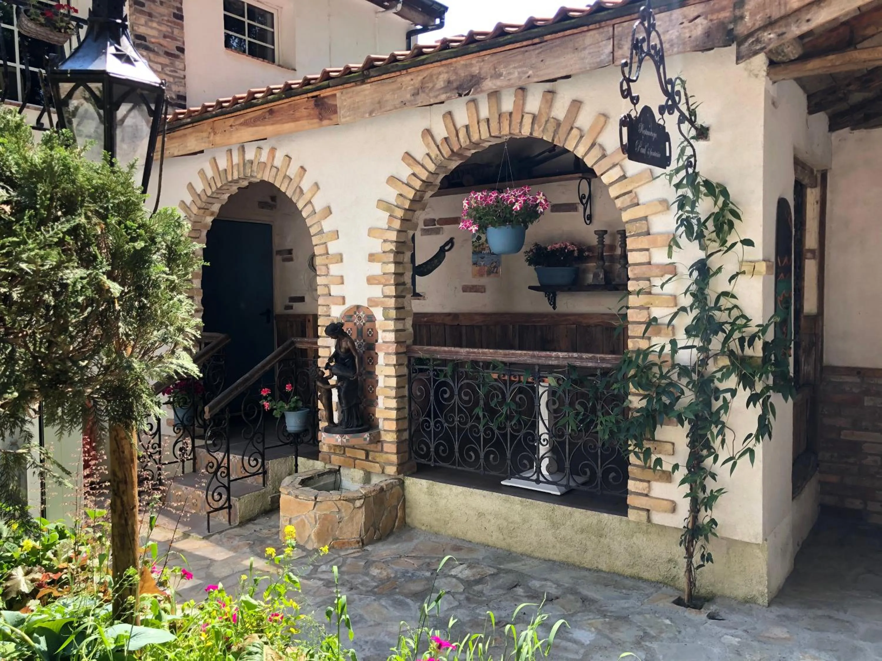 Patio in Paul's Fantasia Boutique Suites