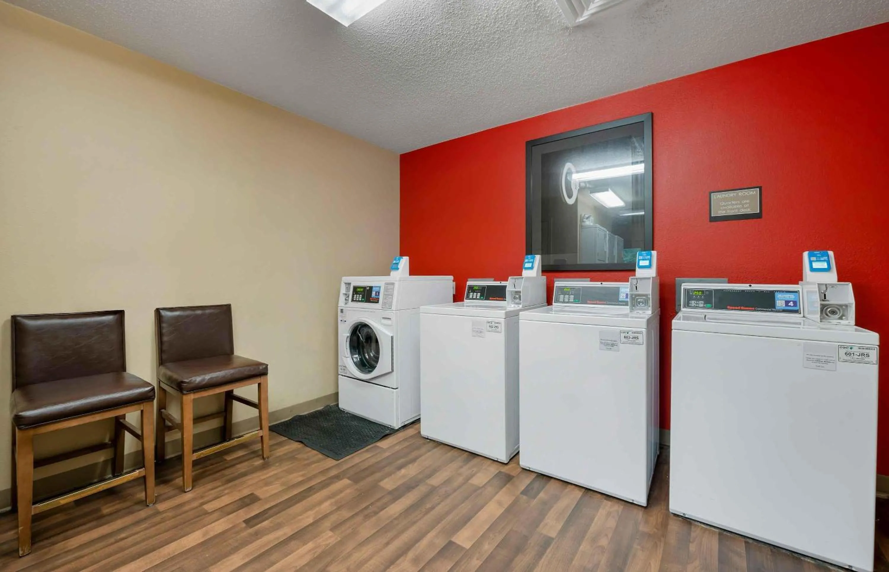 Property building in Extended Stay America Suites - Cincinnati - Springdale - I-275