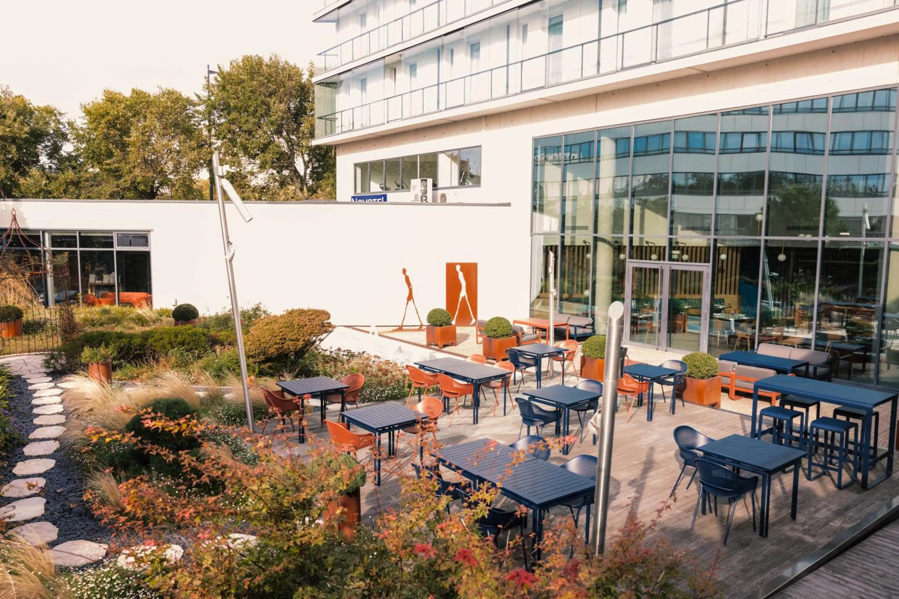 Restaurant/places to eat in Novotel Le Havre Centre Gare