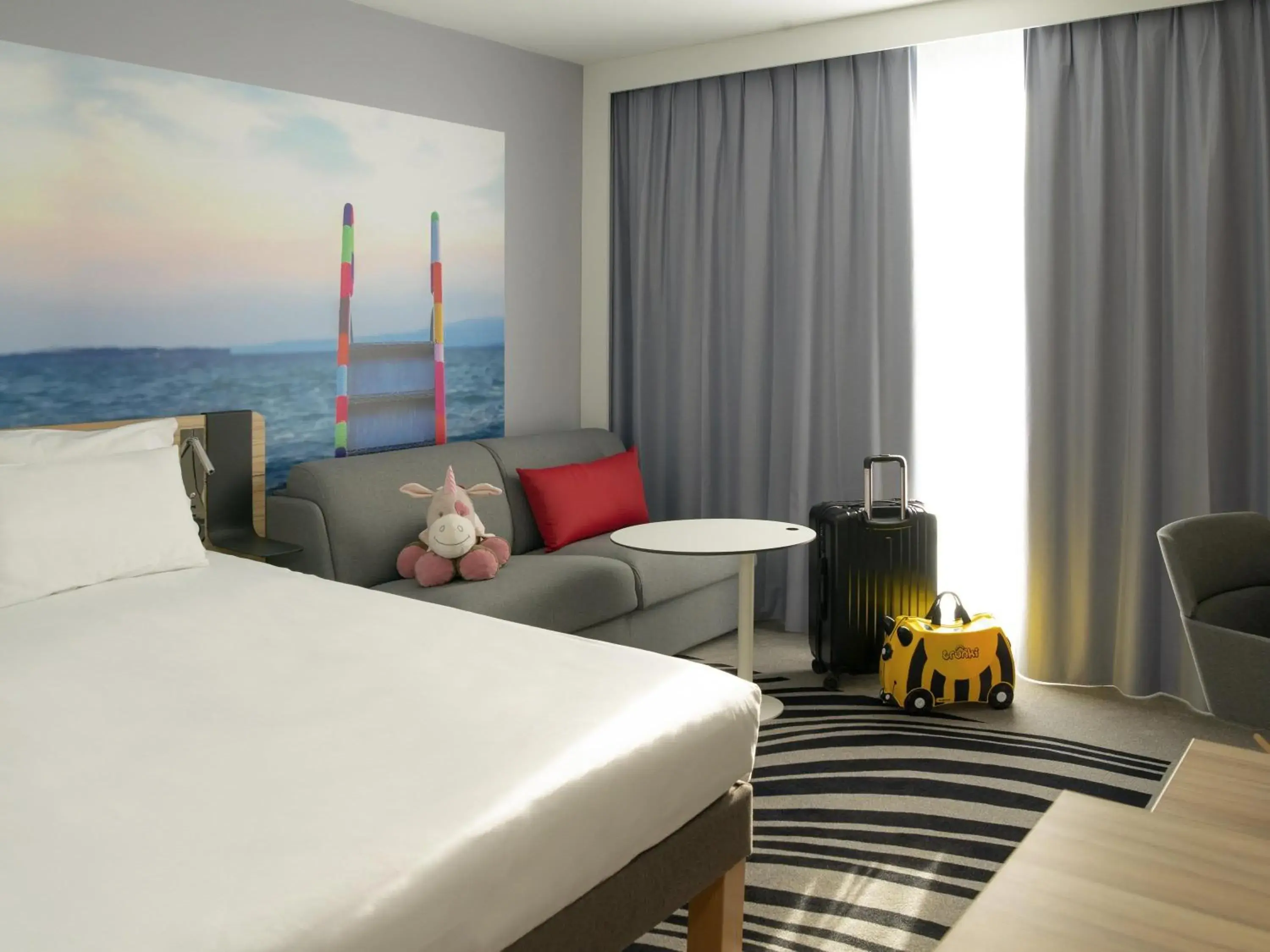 Classic Double Room with Sofa Bed for 2 people in Novotel Le Havre Centre Gare Classic Double Room with Sofa Bed for 2 people in Novotel Le Havre Centre Gare