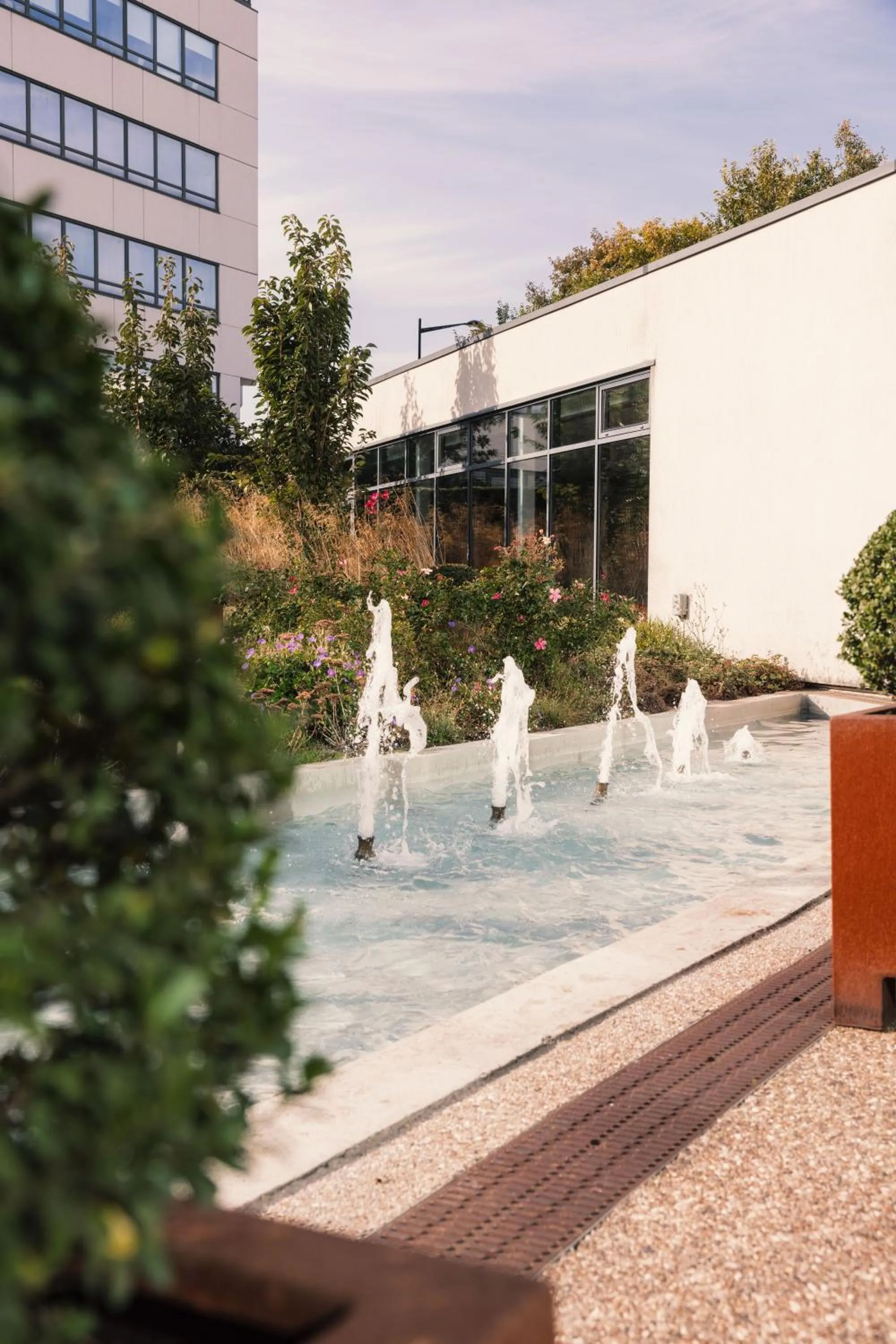 Patio in Novotel Le Havre Centre Gare