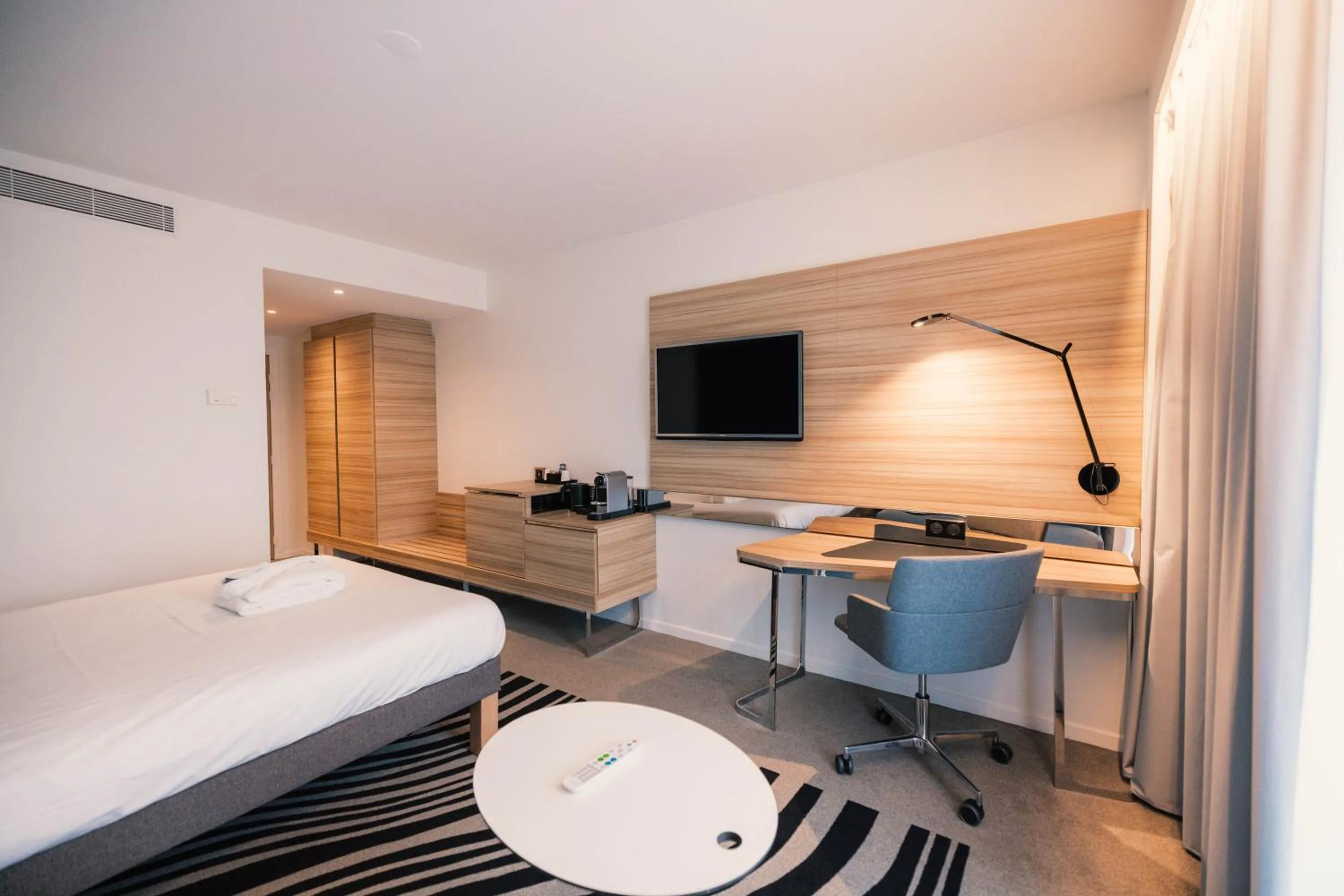 Bedroom, Bed in Novotel Le Havre Centre Gare