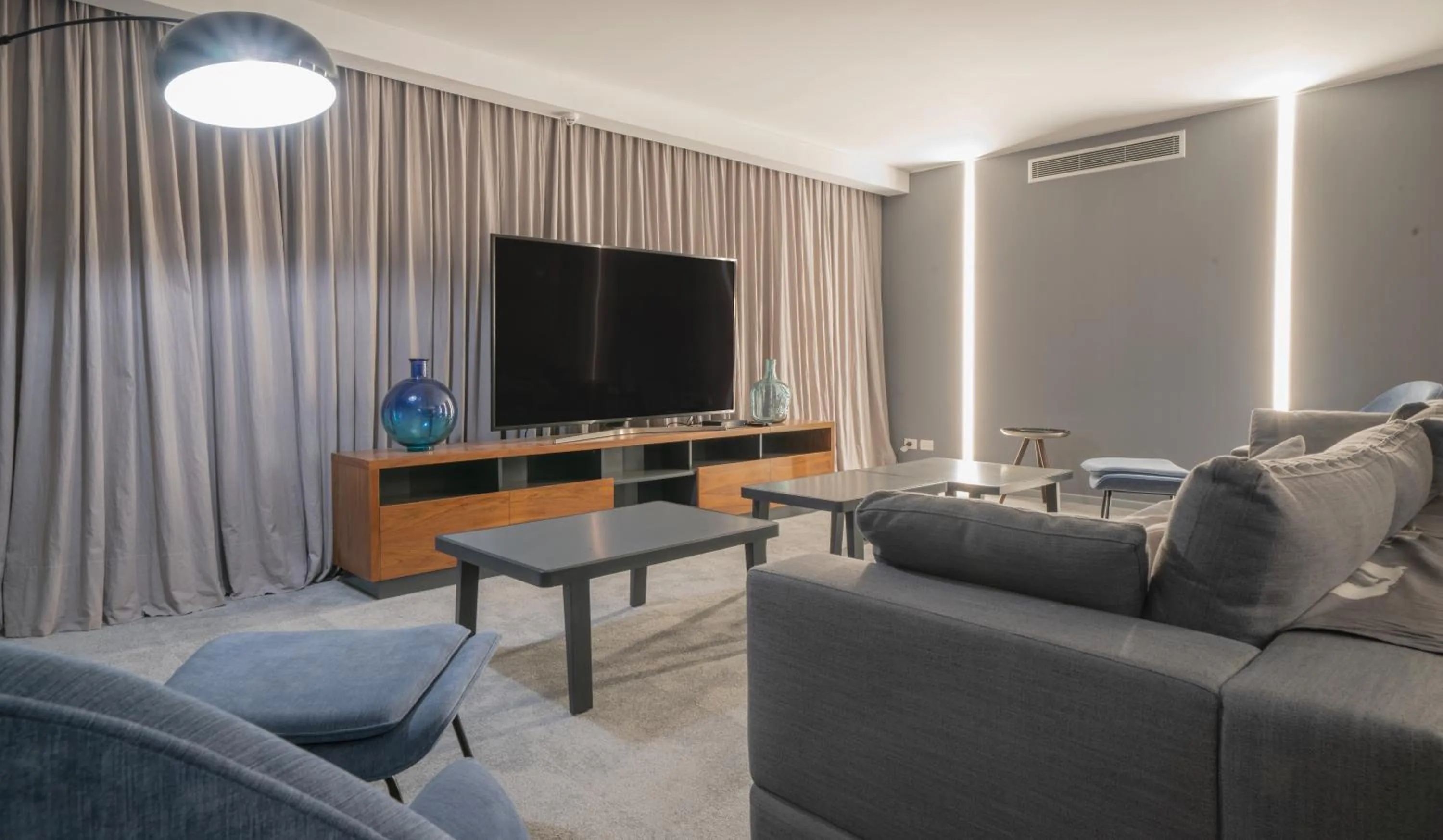 Communal lounge/ TV room in Top Rentals Belgrano