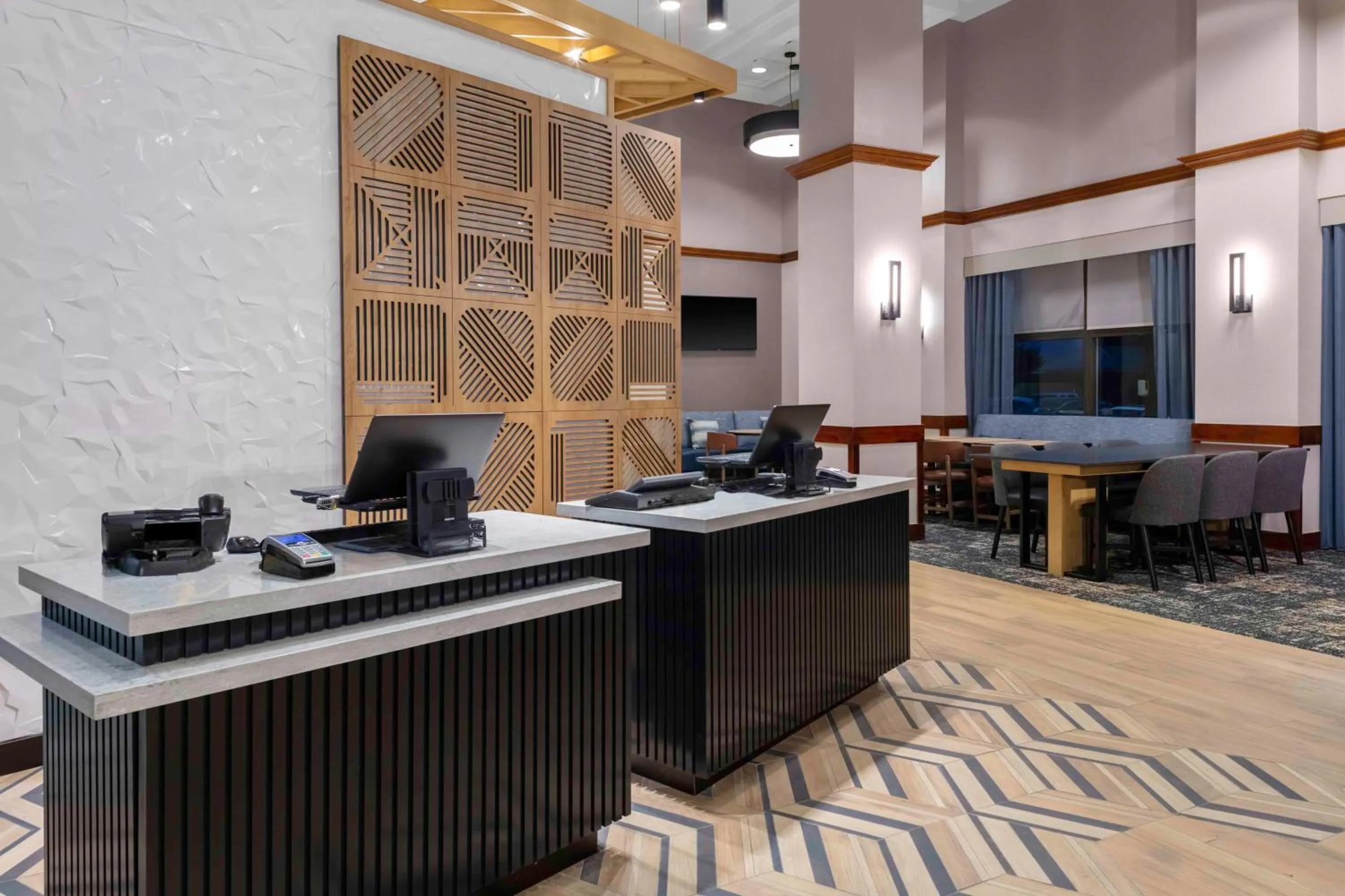 Lobby or reception in Hyatt Place-Dallas/Arlington