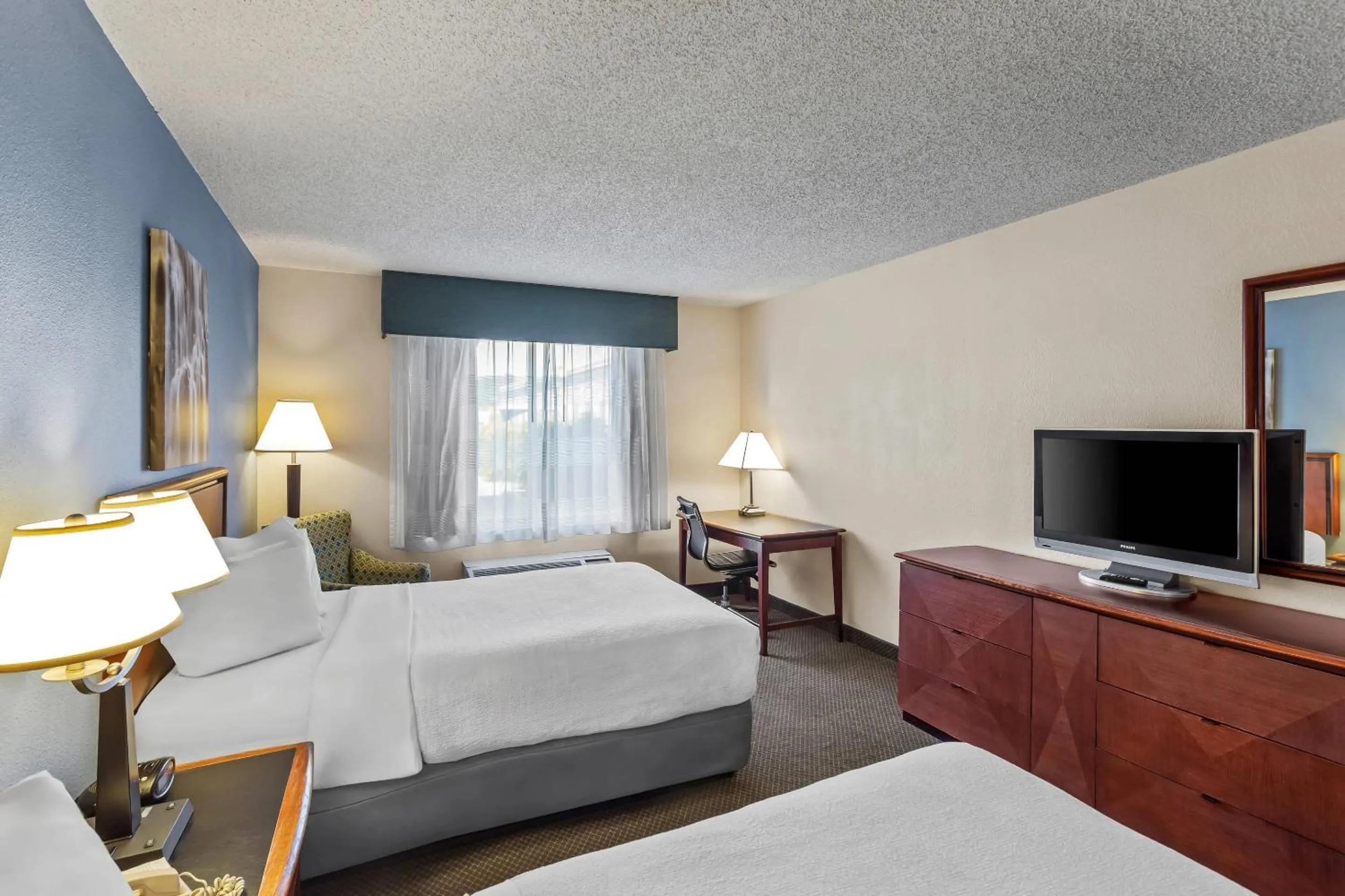 Bedroom, Bed in Rodeway Inn