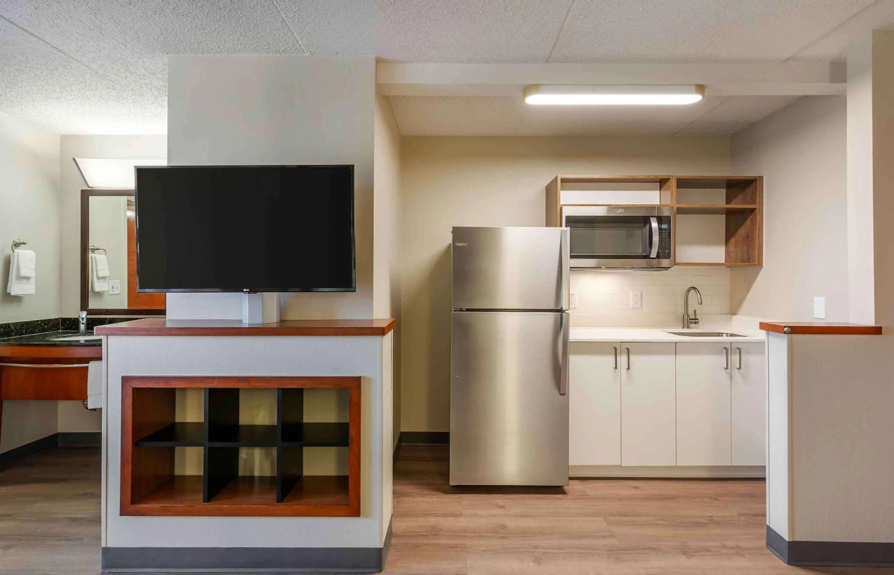 Kitchen or kitchenette in Extended Stay America Premier Suites - Cleveland - Independence
