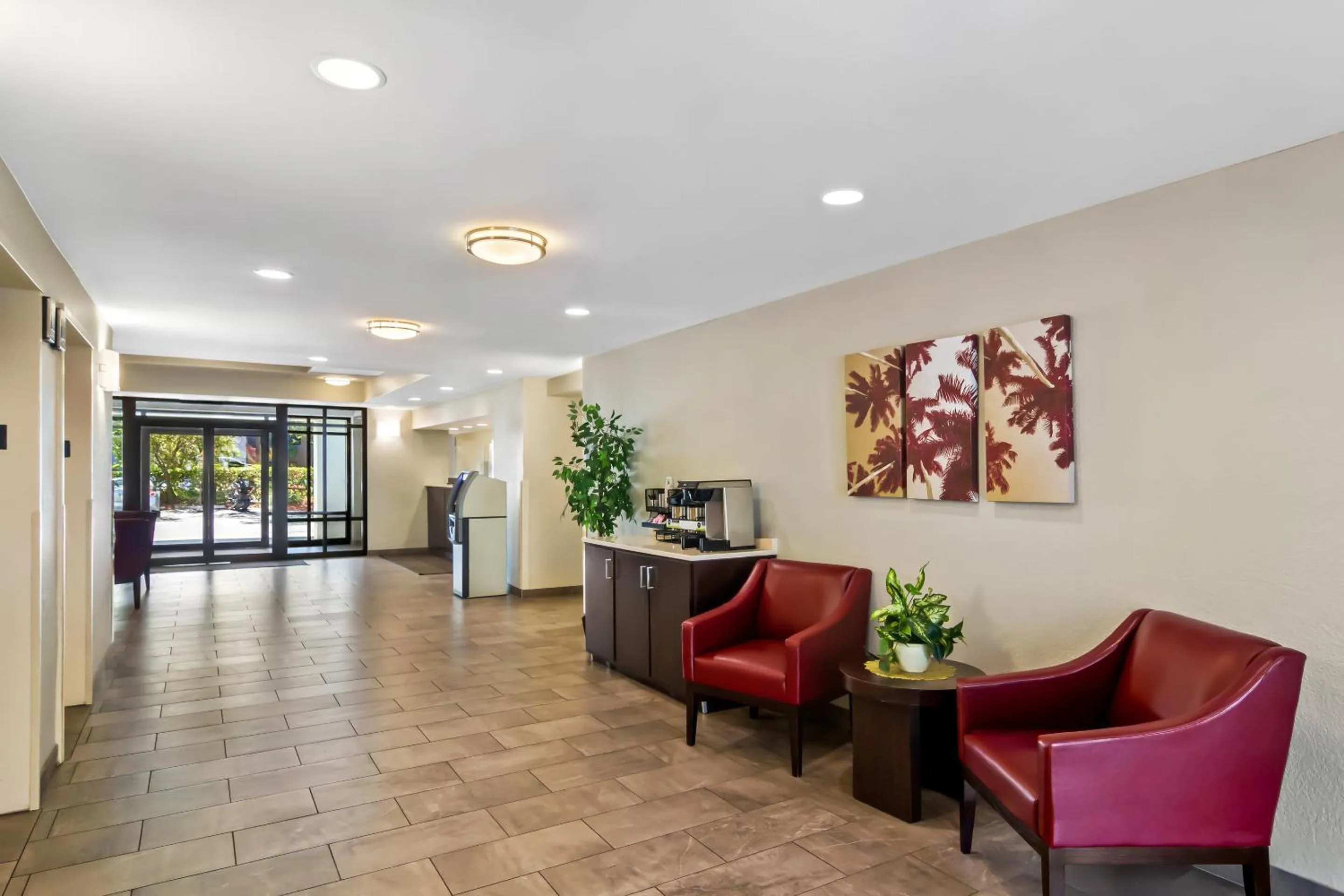 Lobby or reception in Red Roof Inn PLUS+ Jacksonville – Southpoint