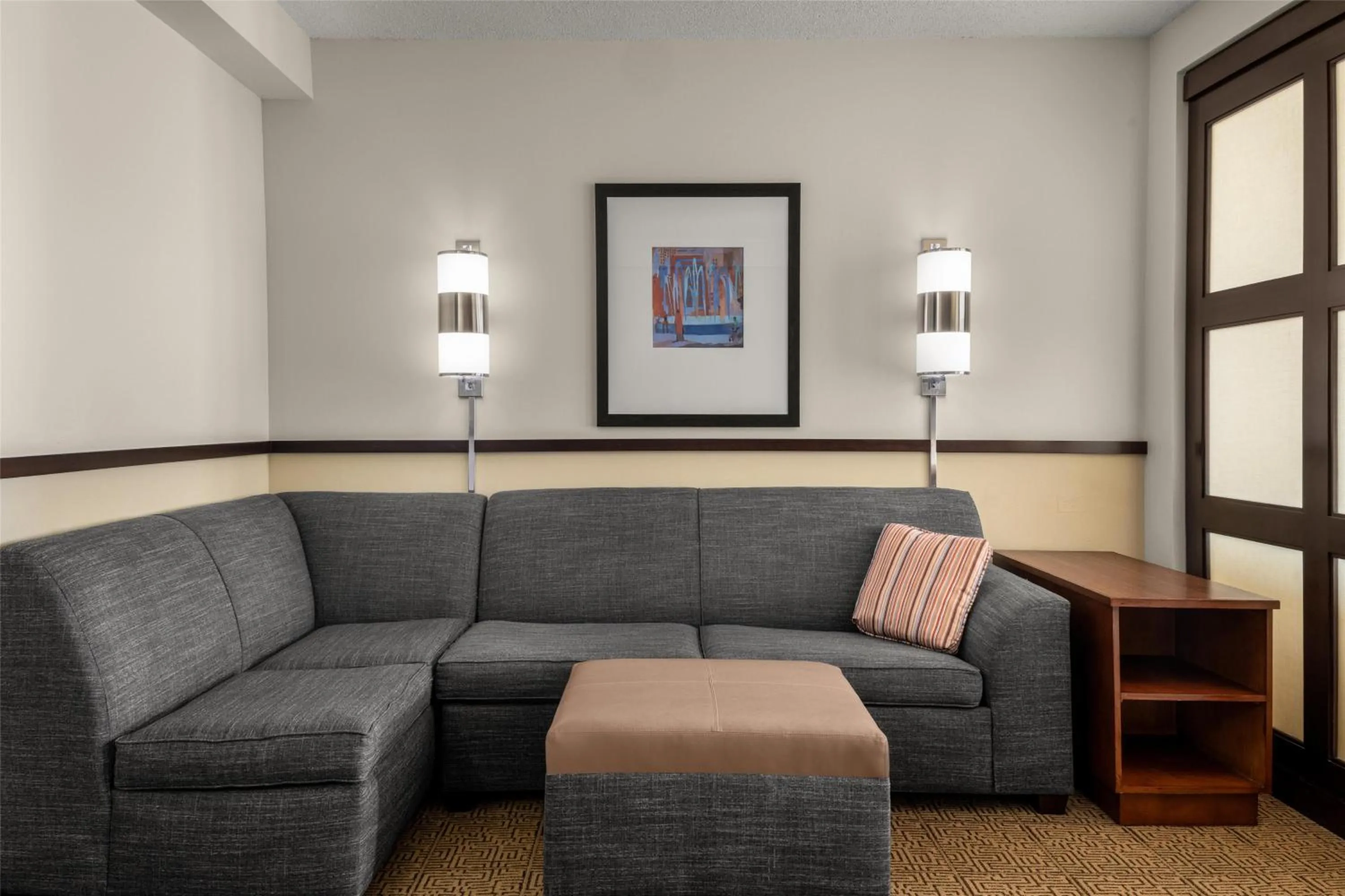 Bedroom in Hyatt Place Memphis Germantown