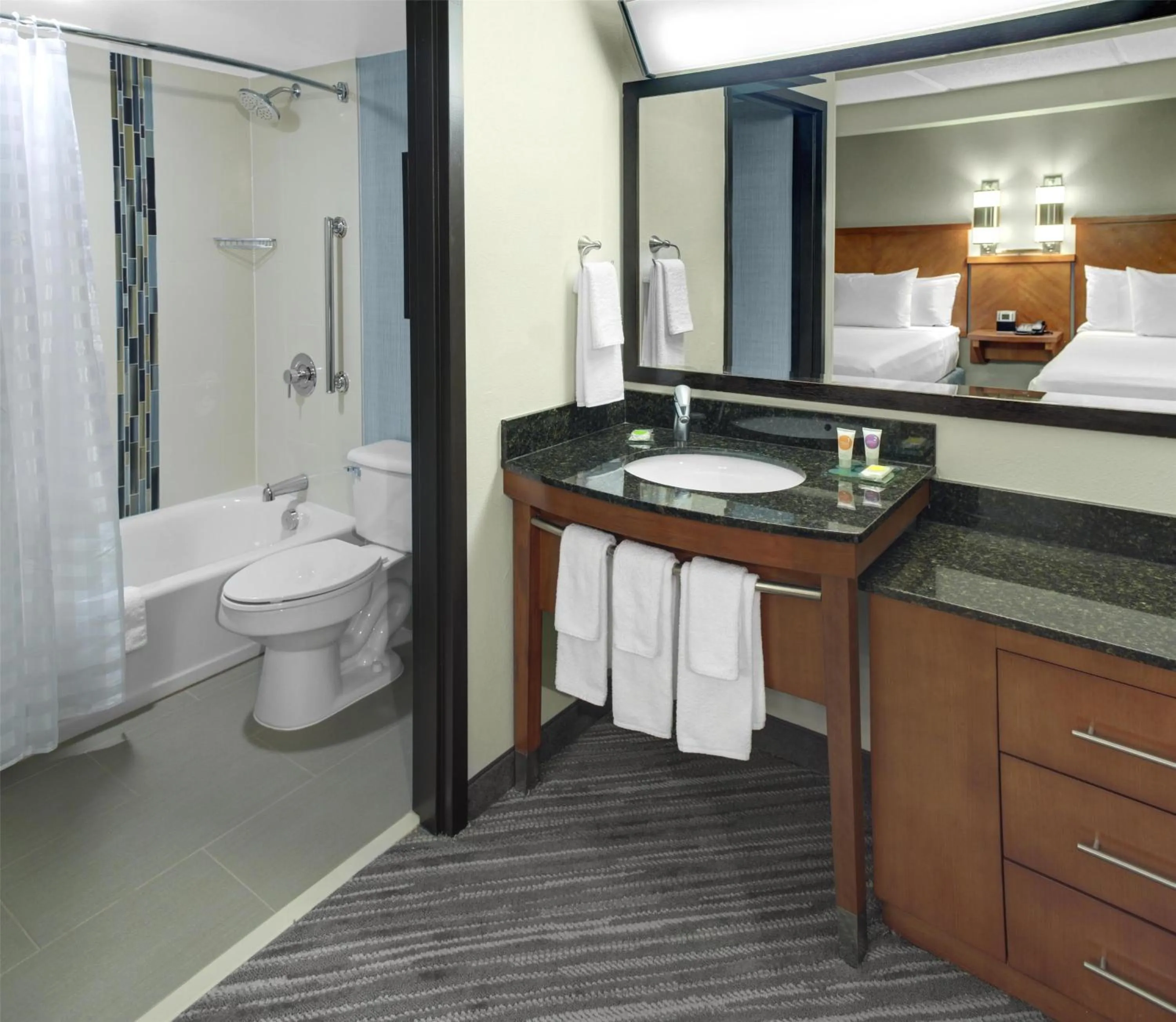 Bathroom in Hyatt Place Boise/Towne Square