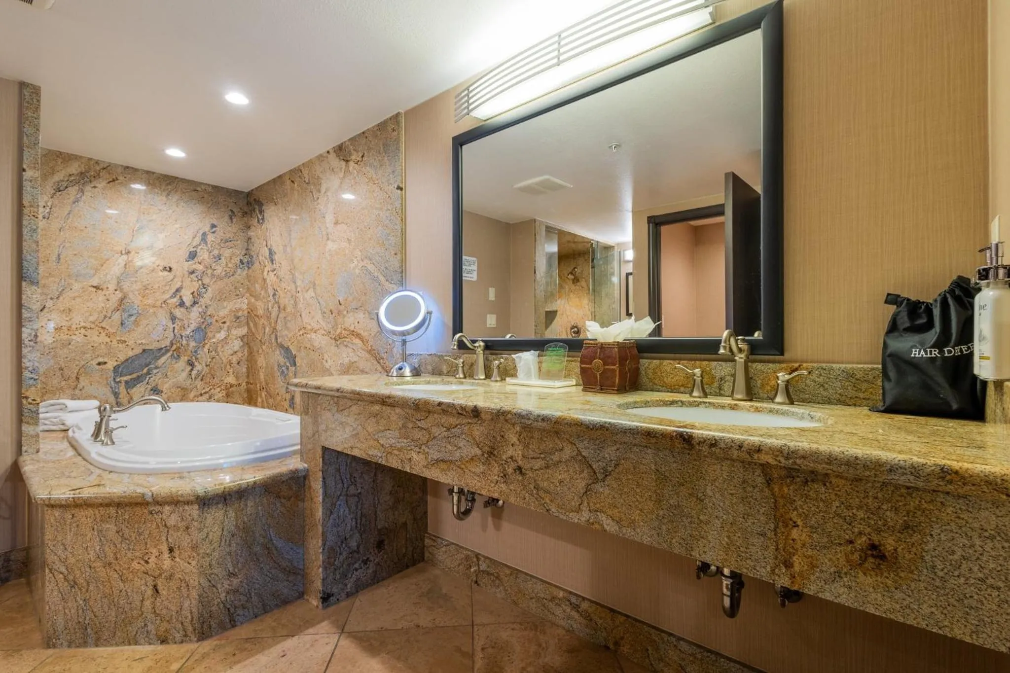 Photo of the whole room in Holiday Inn South Jordan - SLC South by IHG