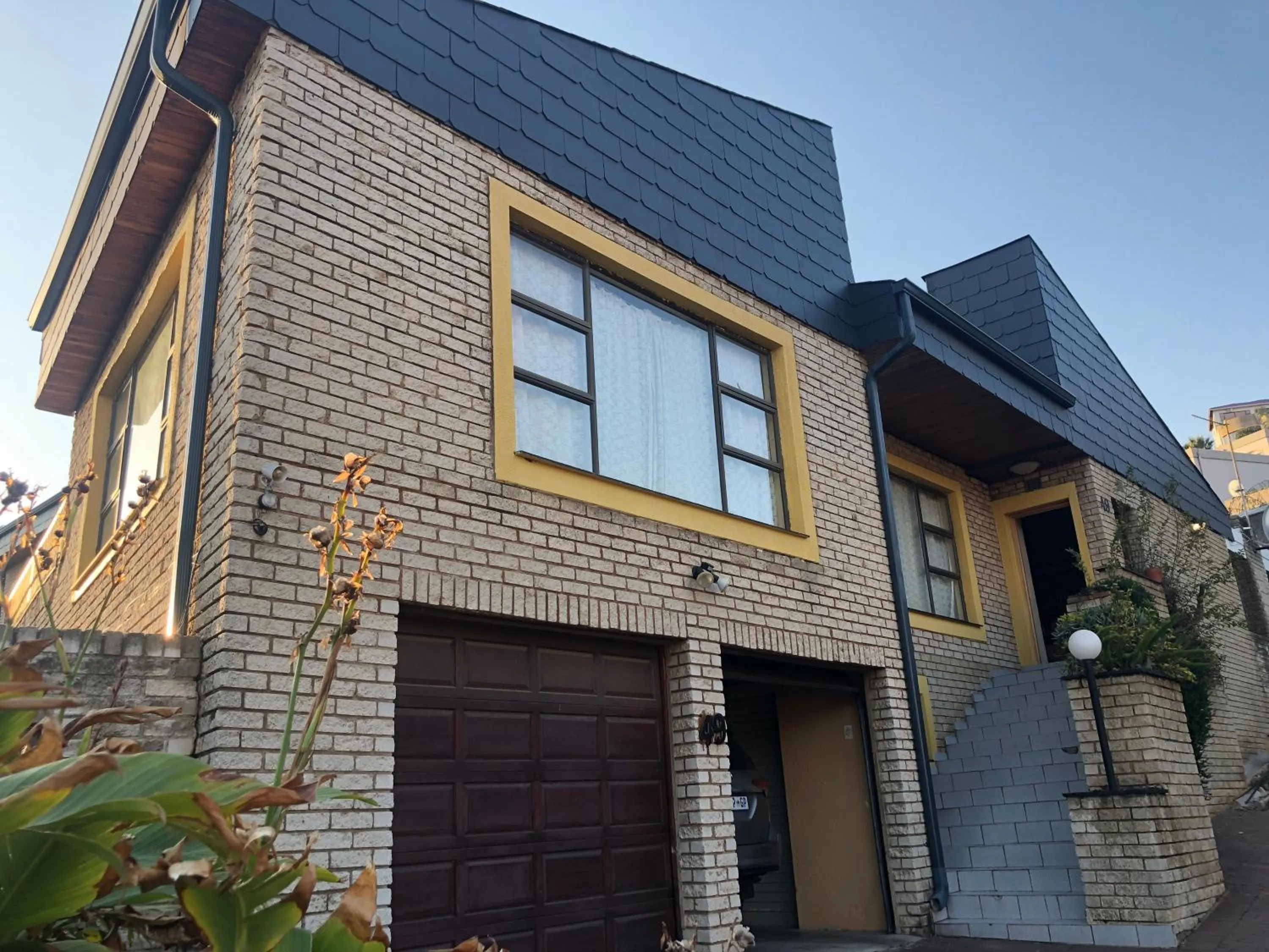 Facade/entrance in Naomi's Place