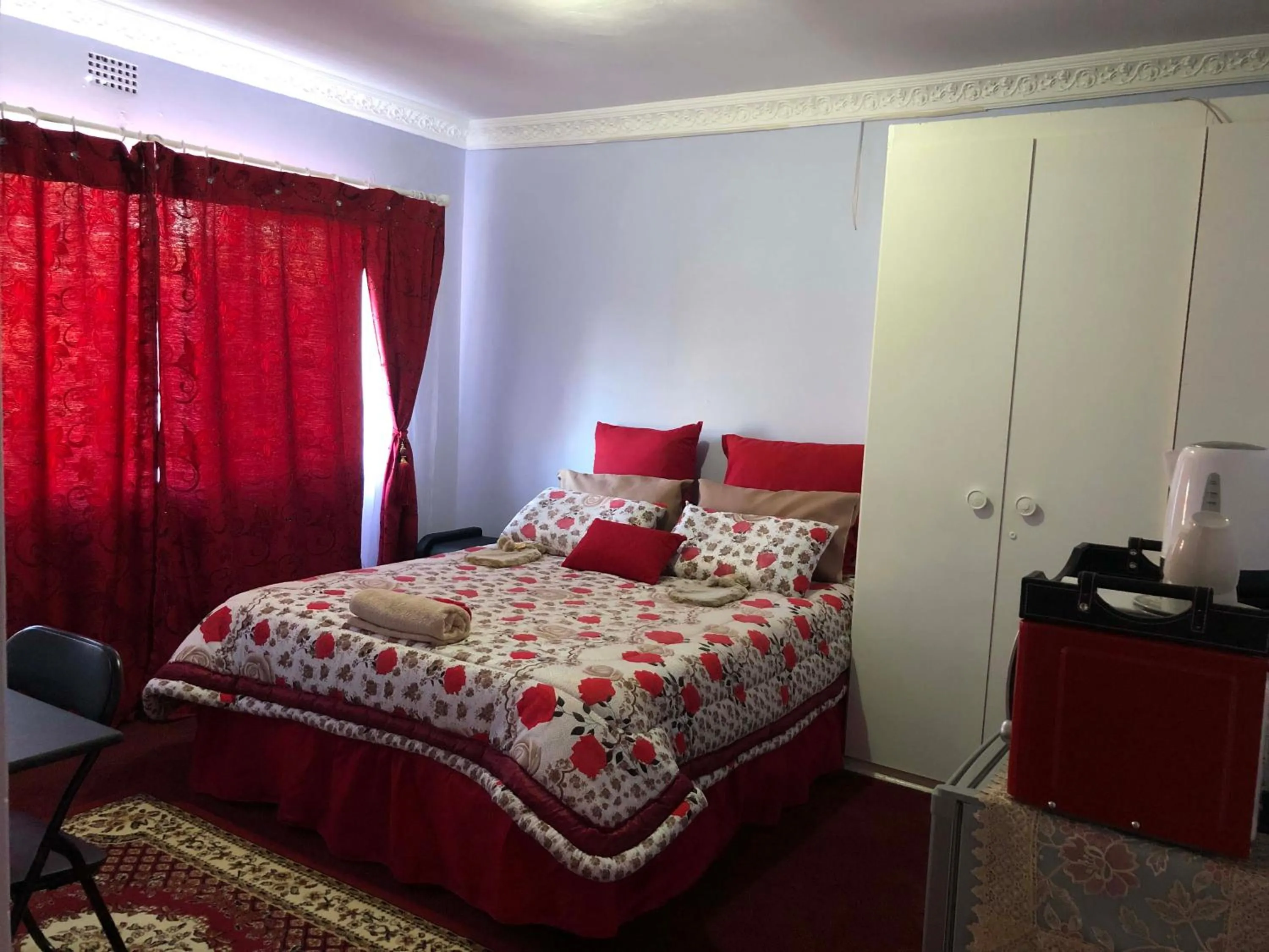 Bed in Naomi's Place