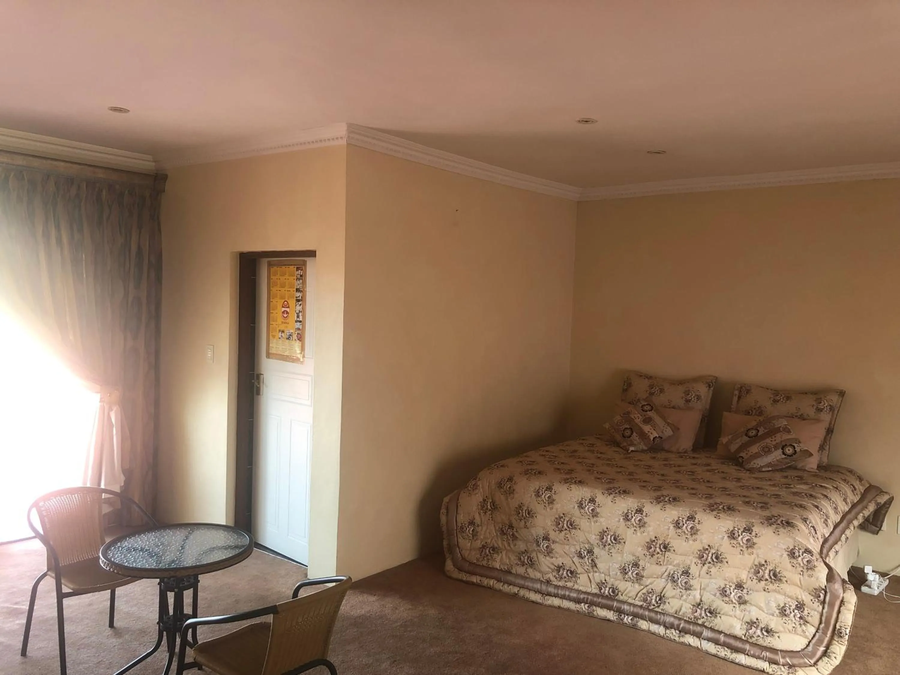 Bathroom in Naomi's Place