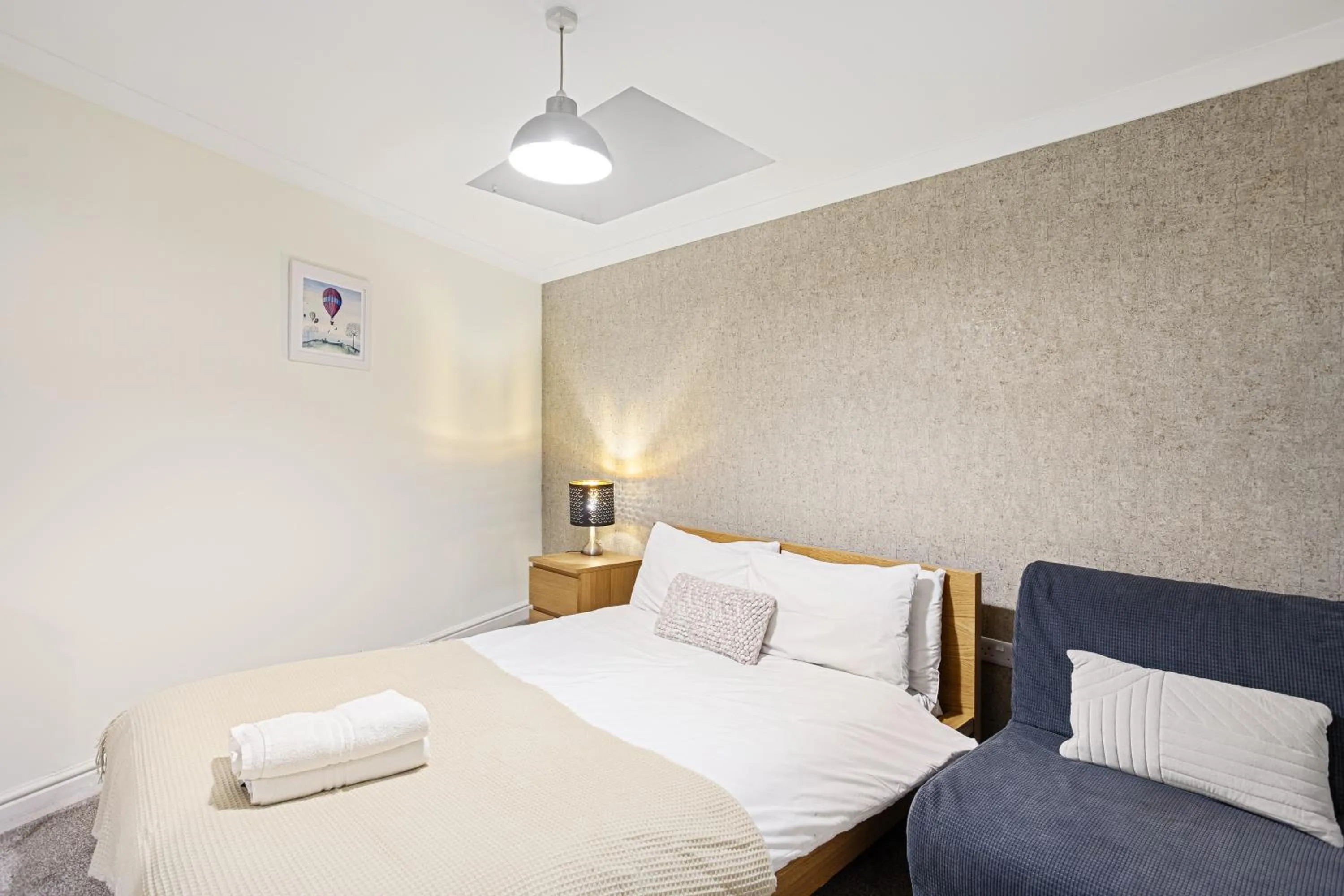 Bed in Bookbinders Apartments Leeds City Centre