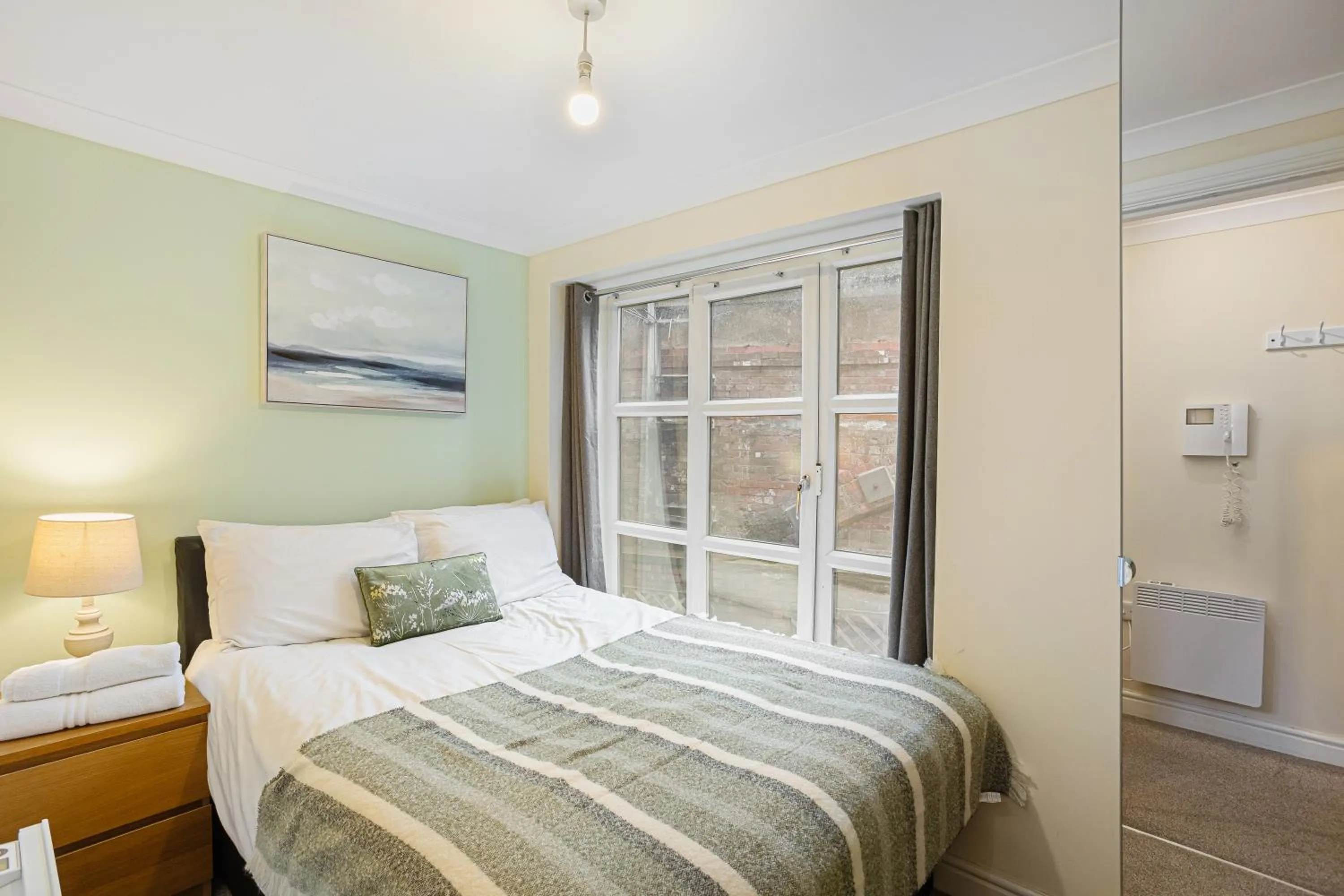 Bed in Bookbinders Apartments Leeds City Centre