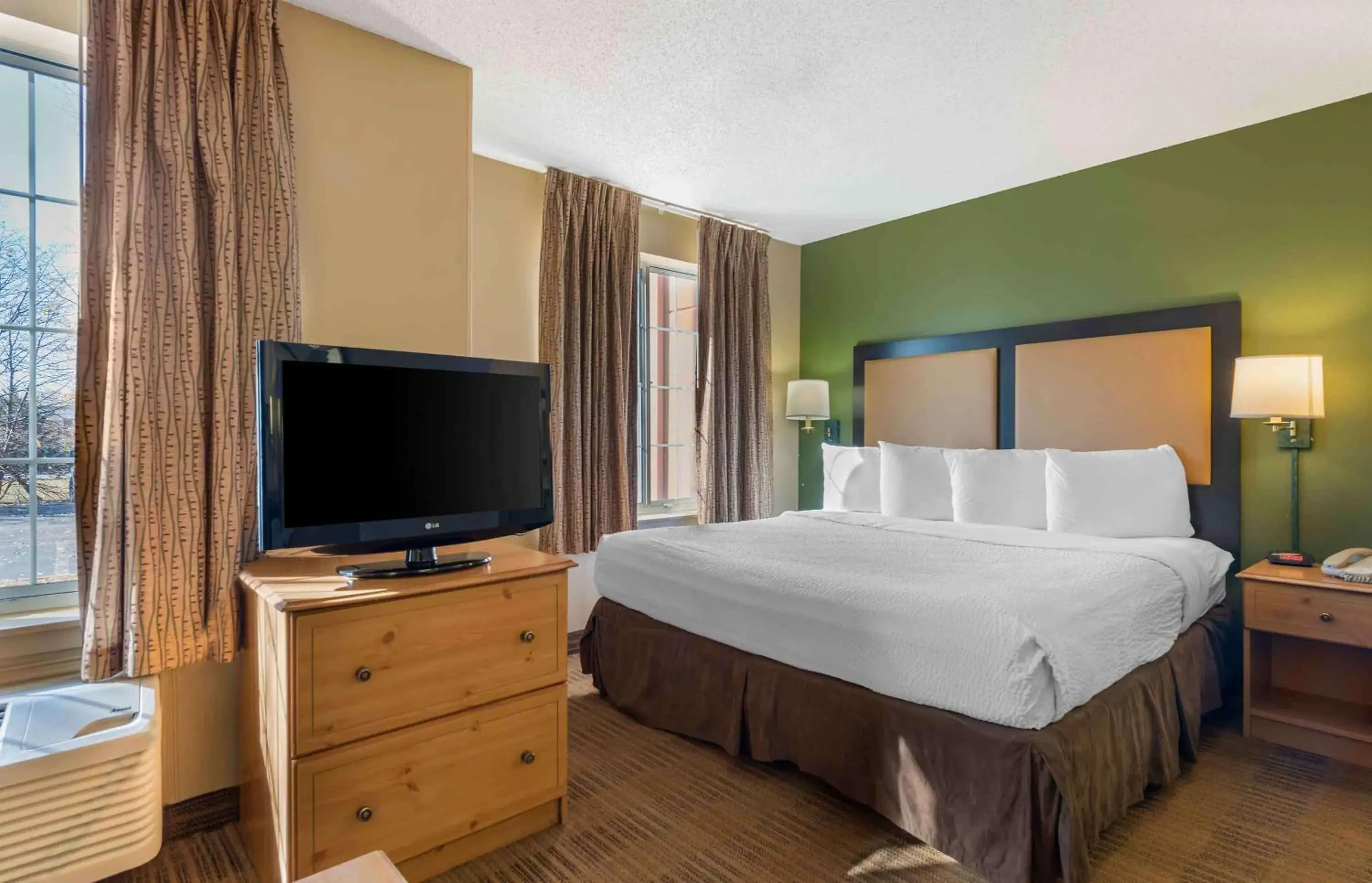 Deluxe Studio with 1 King Bed - Non-Smoking in Extended Stay America Suites - Minneapolis - Airport - Eagan - North Deluxe Studio with 1 King Bed - Non-Smoking in Extended Stay America Suites - Minneapolis - Airport - Eagan - North