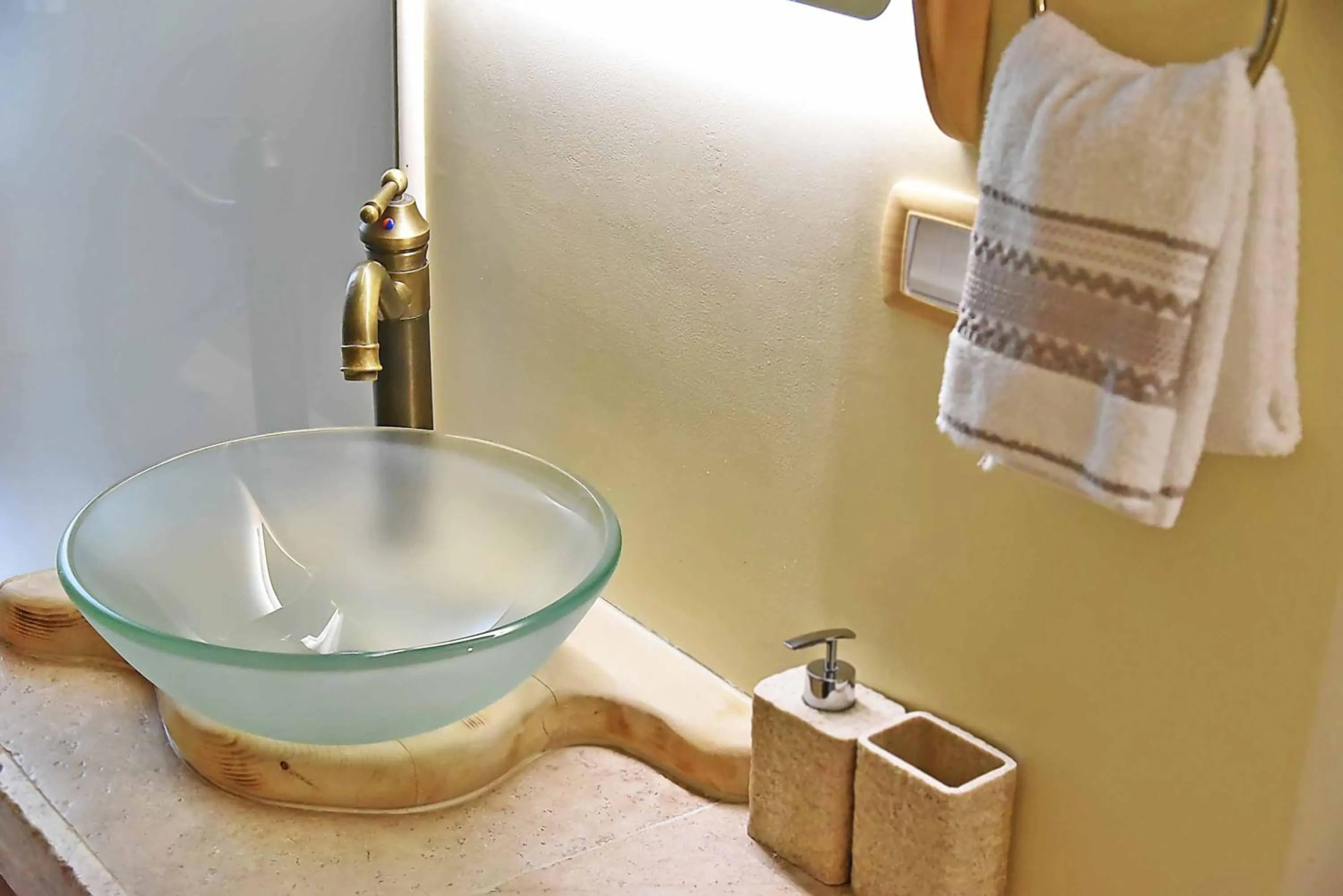 Bathroom in l'angolo di Gaudì, alcoba Blanca