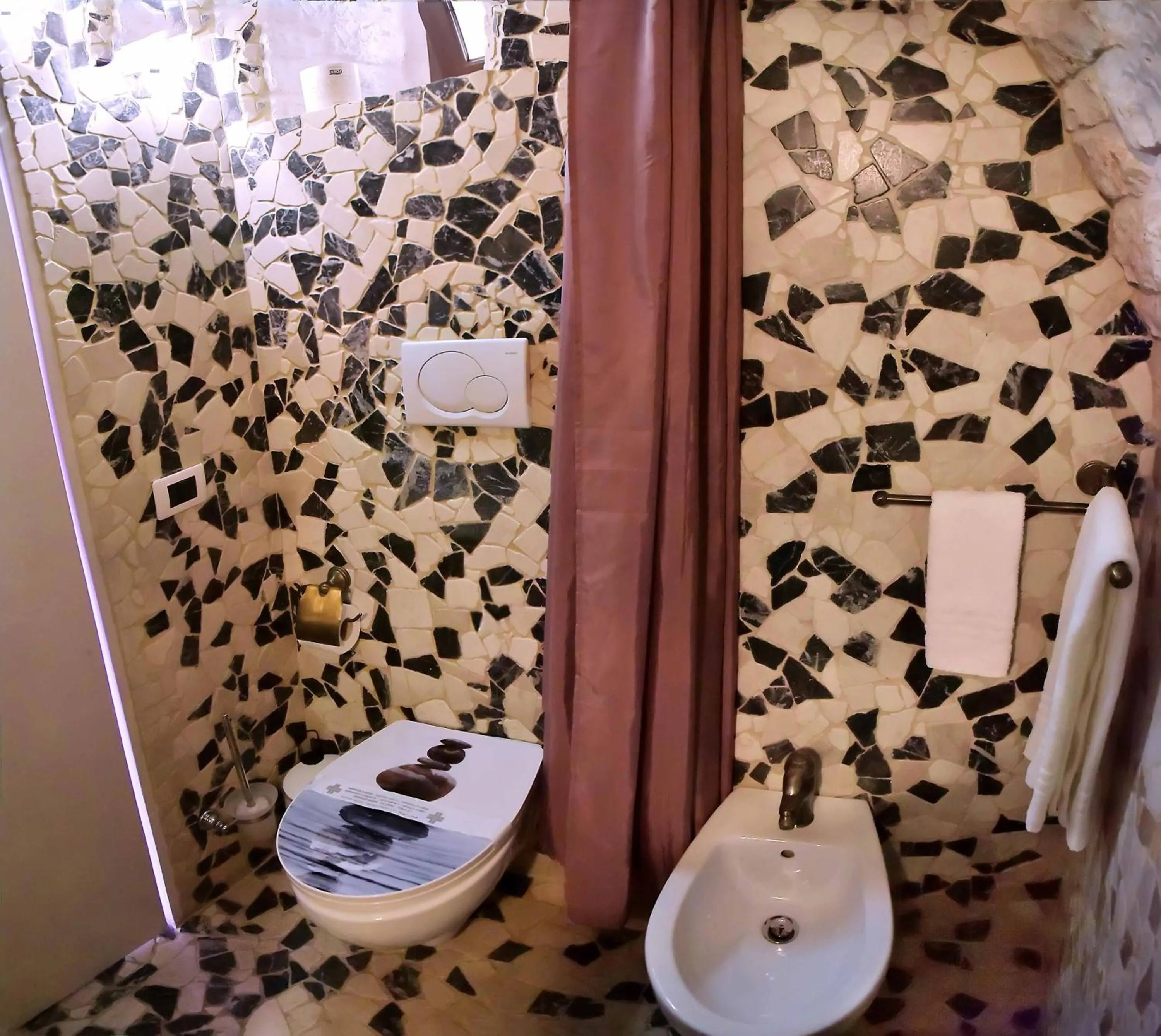 Bathroom in l'angolo di Gaudì, alcoba Capriccio